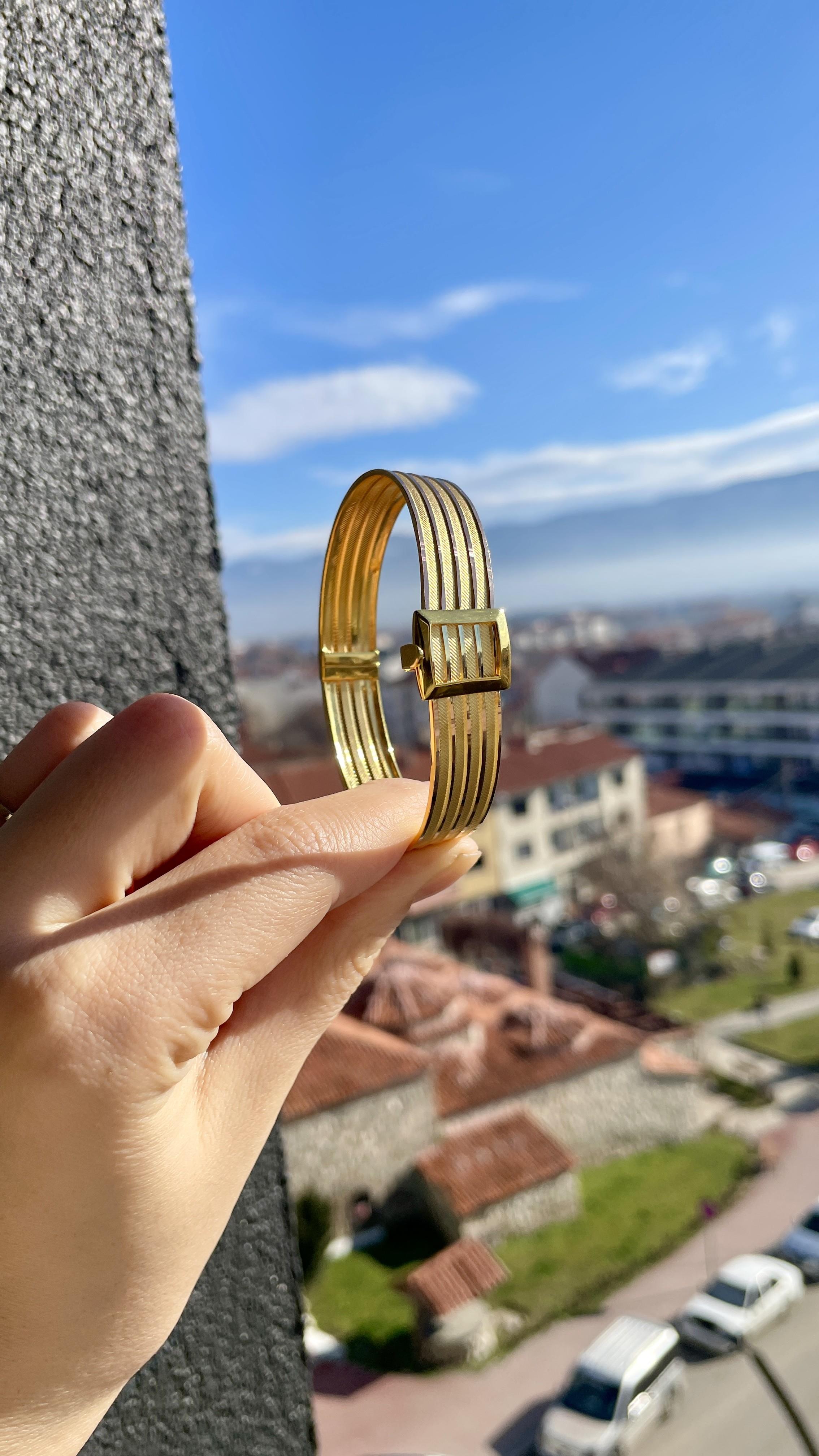 Hasır Kelepçe Altın Bilezik