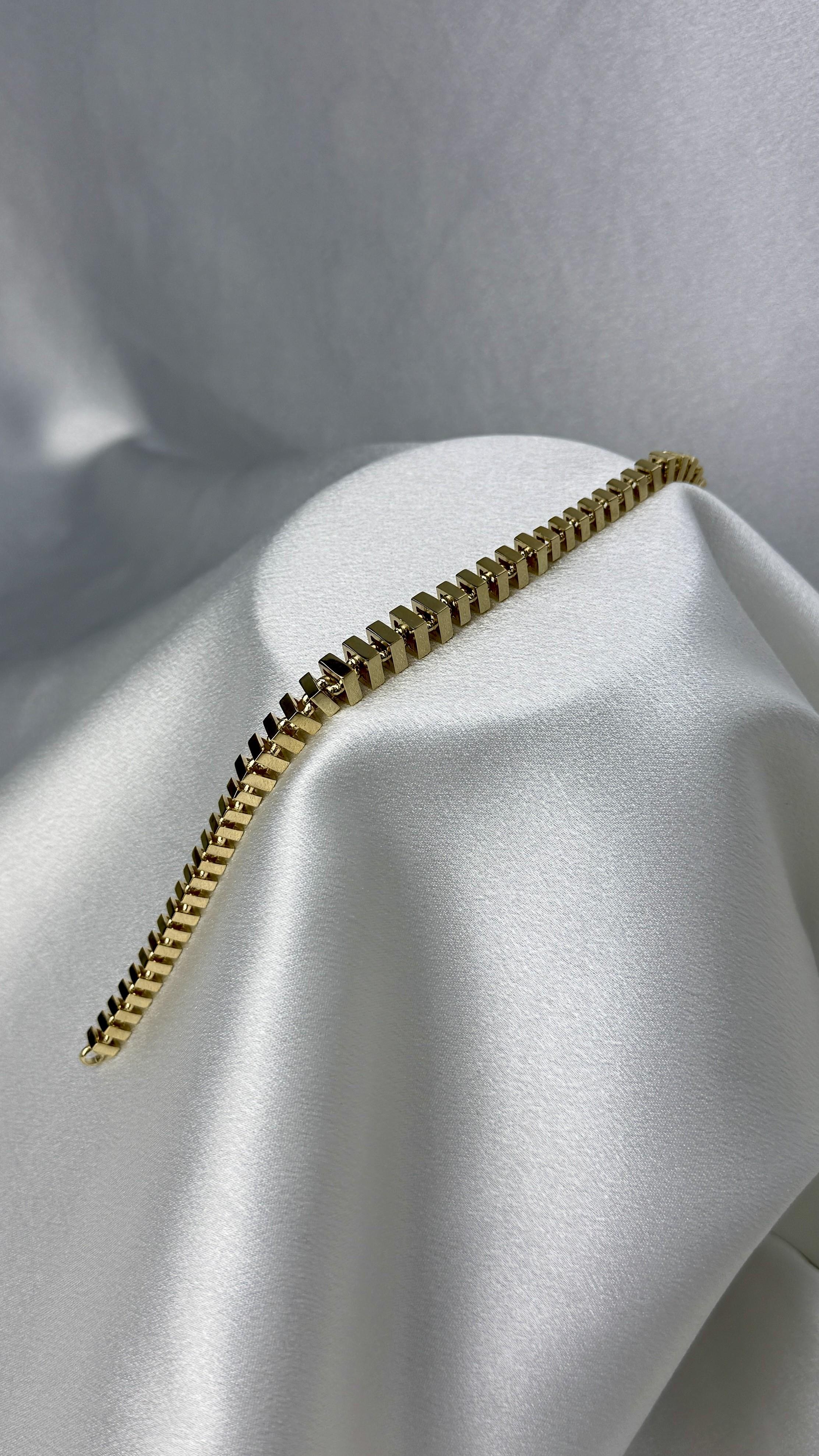 Kalın Sıralı Altın Bileklik