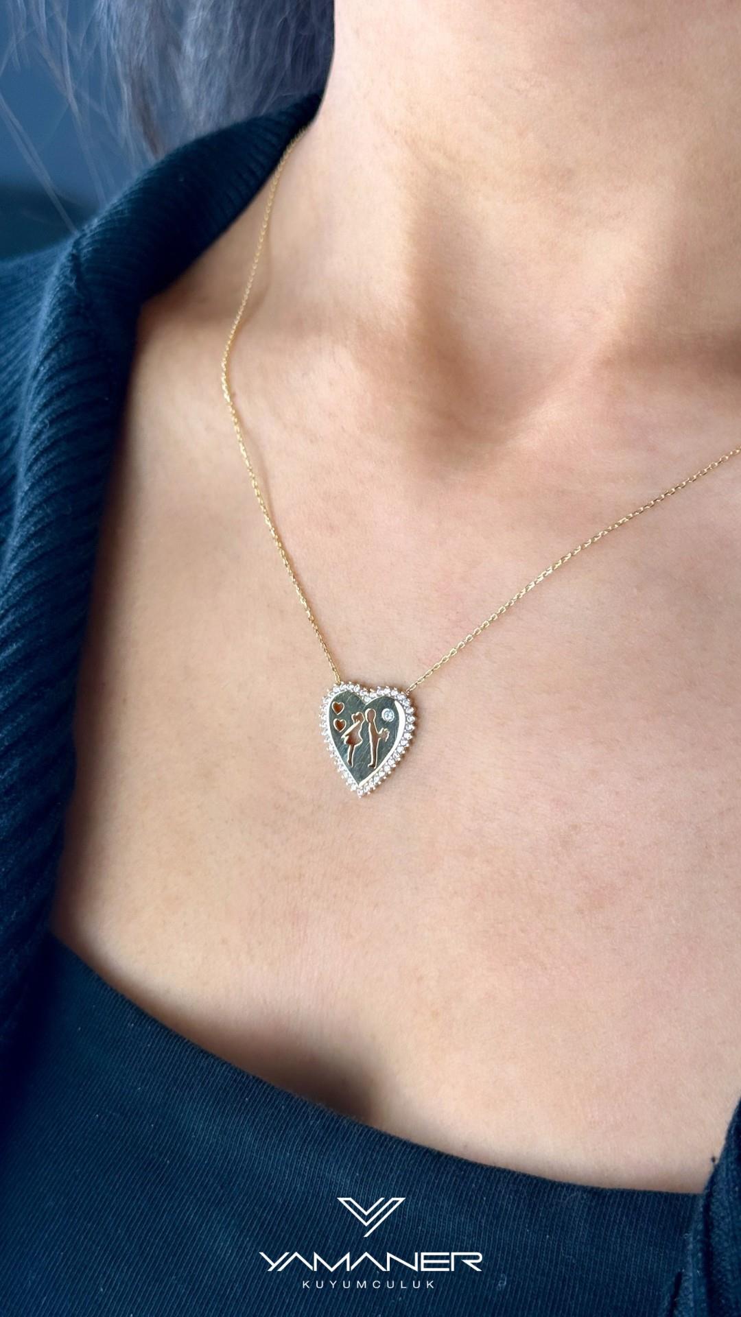 Kalpli Karikatür Kolye