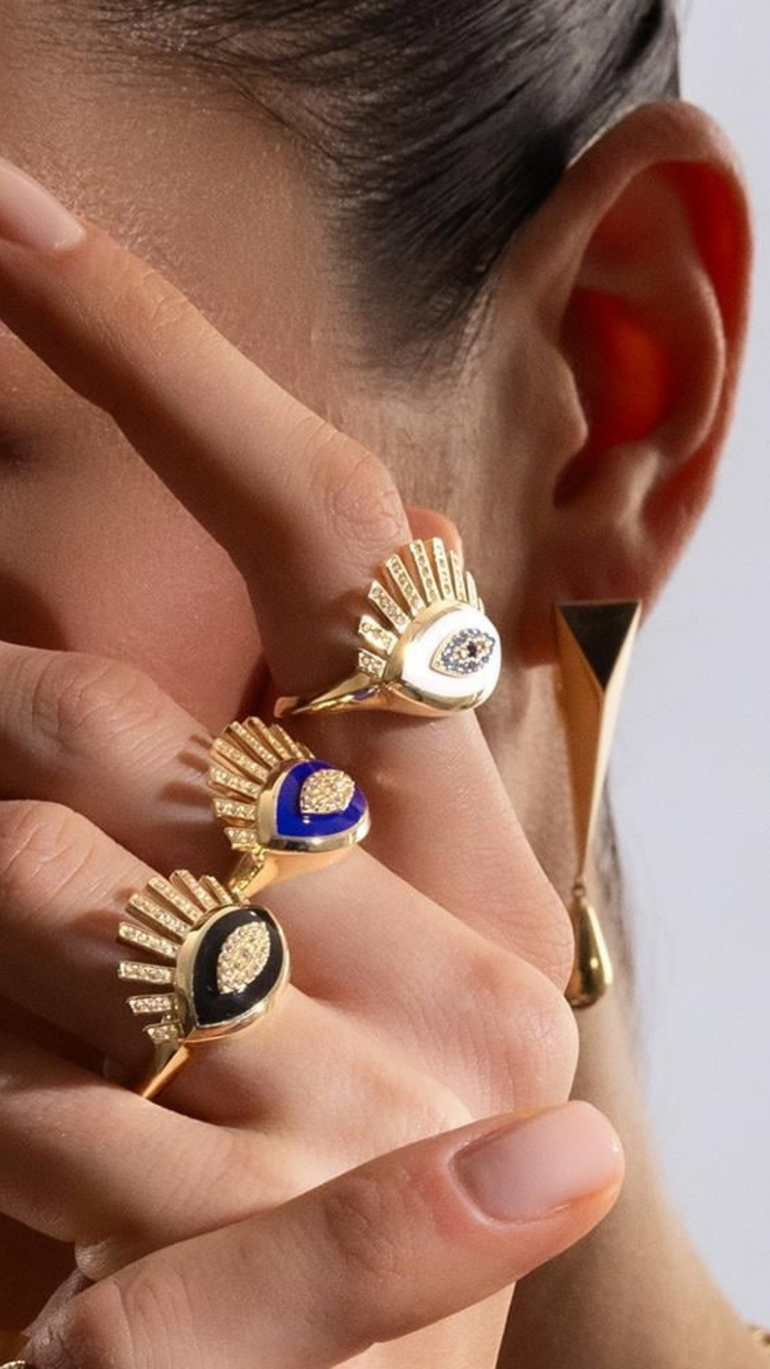 Mineli Taşlı Göz Yüzük