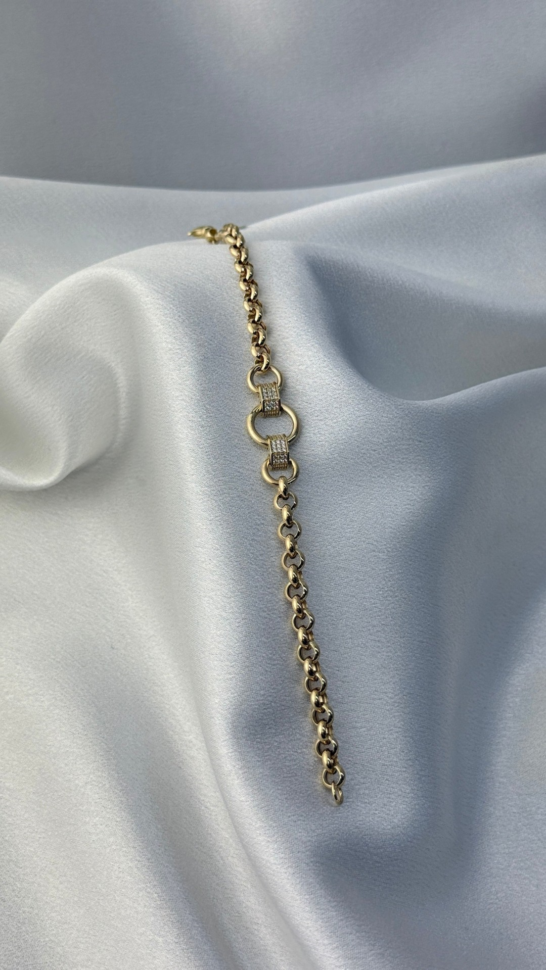 Taşlı Halka Model Altın Bileklik