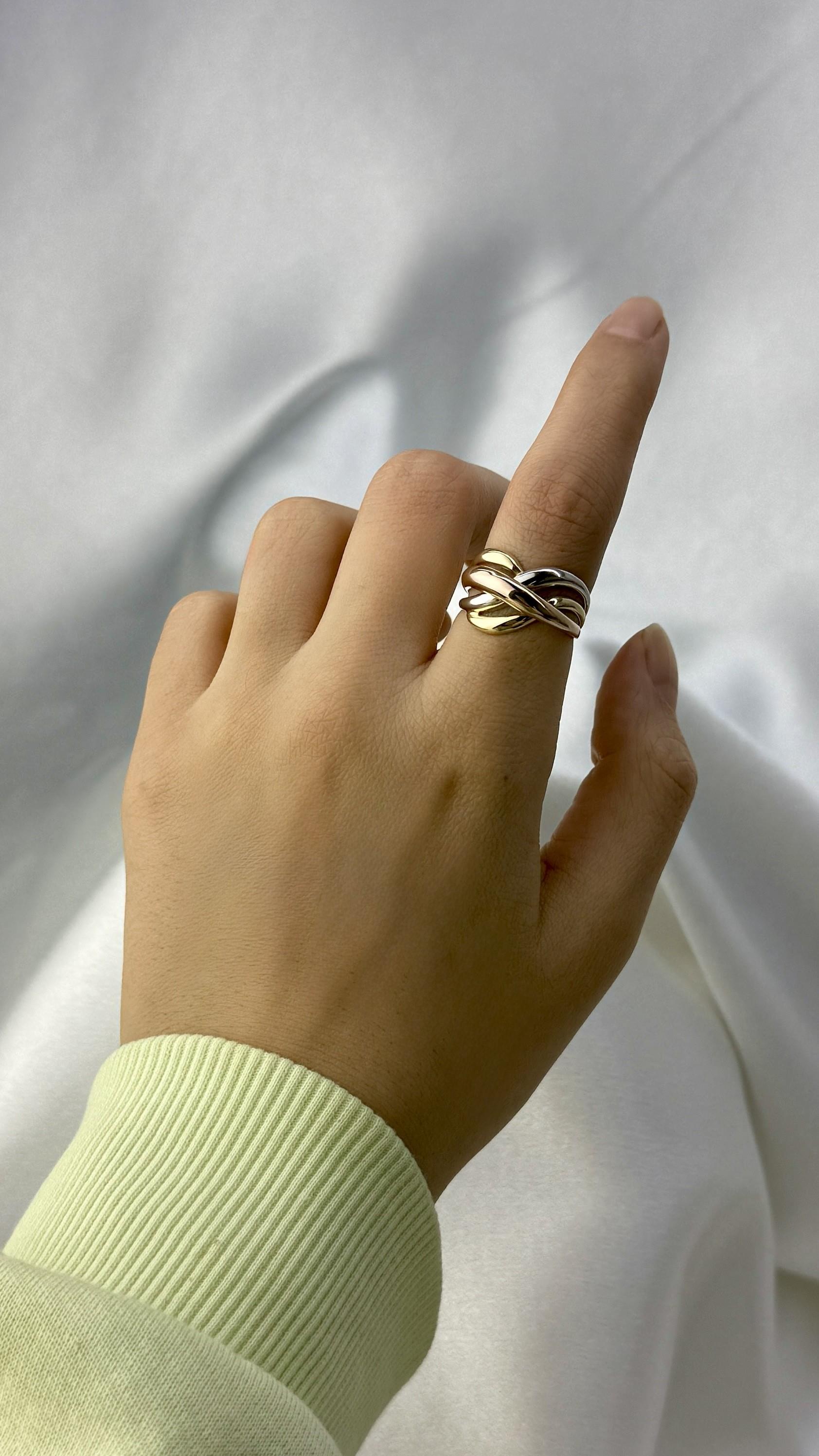 Üç Renk Sarmal Altın Yüzük