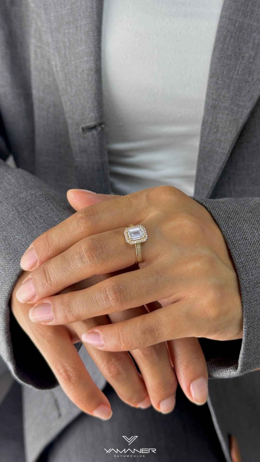 Yan Taşlı Baget Yüzük