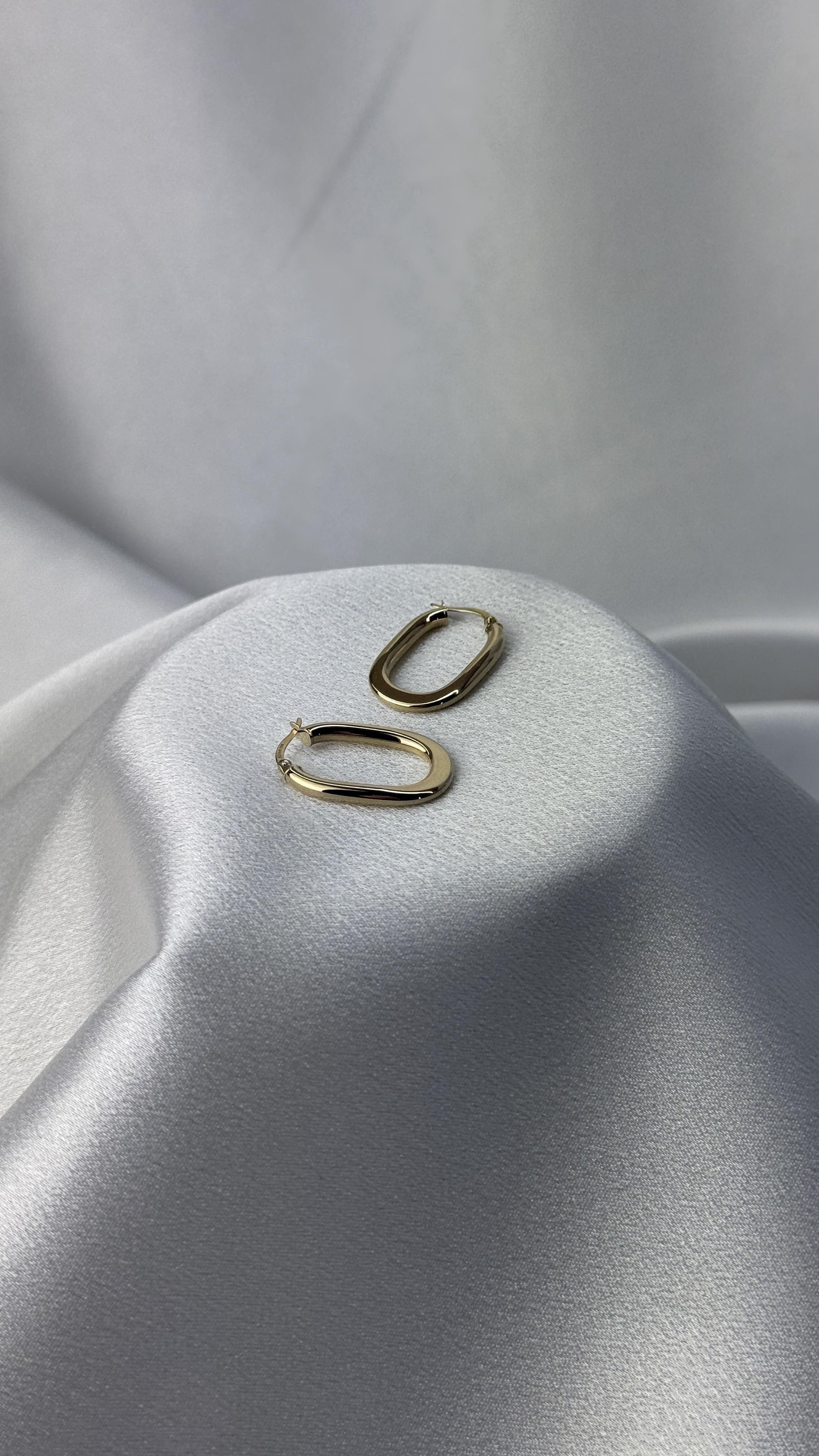 Yassı Ataç Altın Küpe