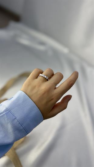 Beyaz Altın Beştaş Yüzük