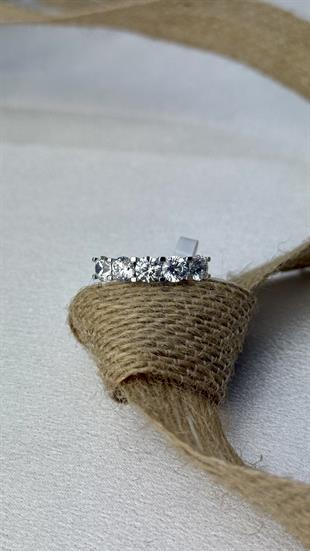 Beyaz Altın Beştaş Yüzük