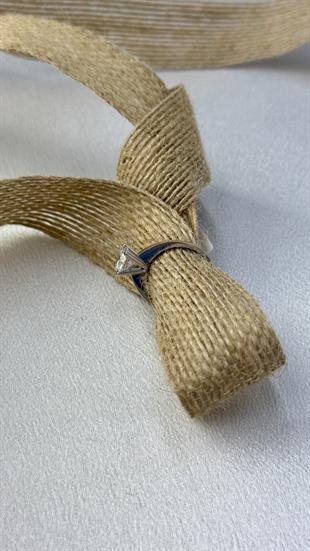 Beyaz Altın Tektaş Yüzük