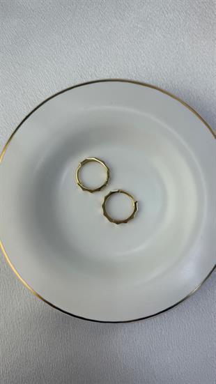 Çizgi Dalgalı Altın Küpe