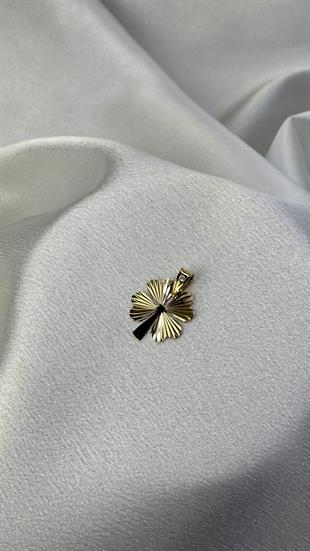 Çizgili Yonca Motifli Altın Kolye Ucu