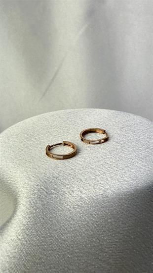 Kesik Köşeli Altın Küpe