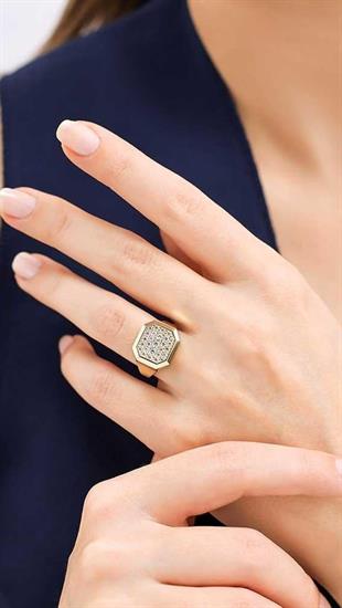 Taşlı Trend Yüzük