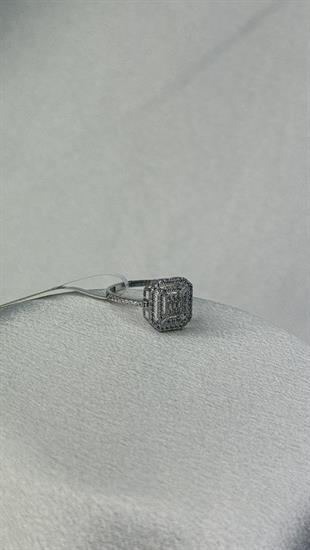 Zirkon Taşlı Baget Kesim Beyaz Altın Yüzük