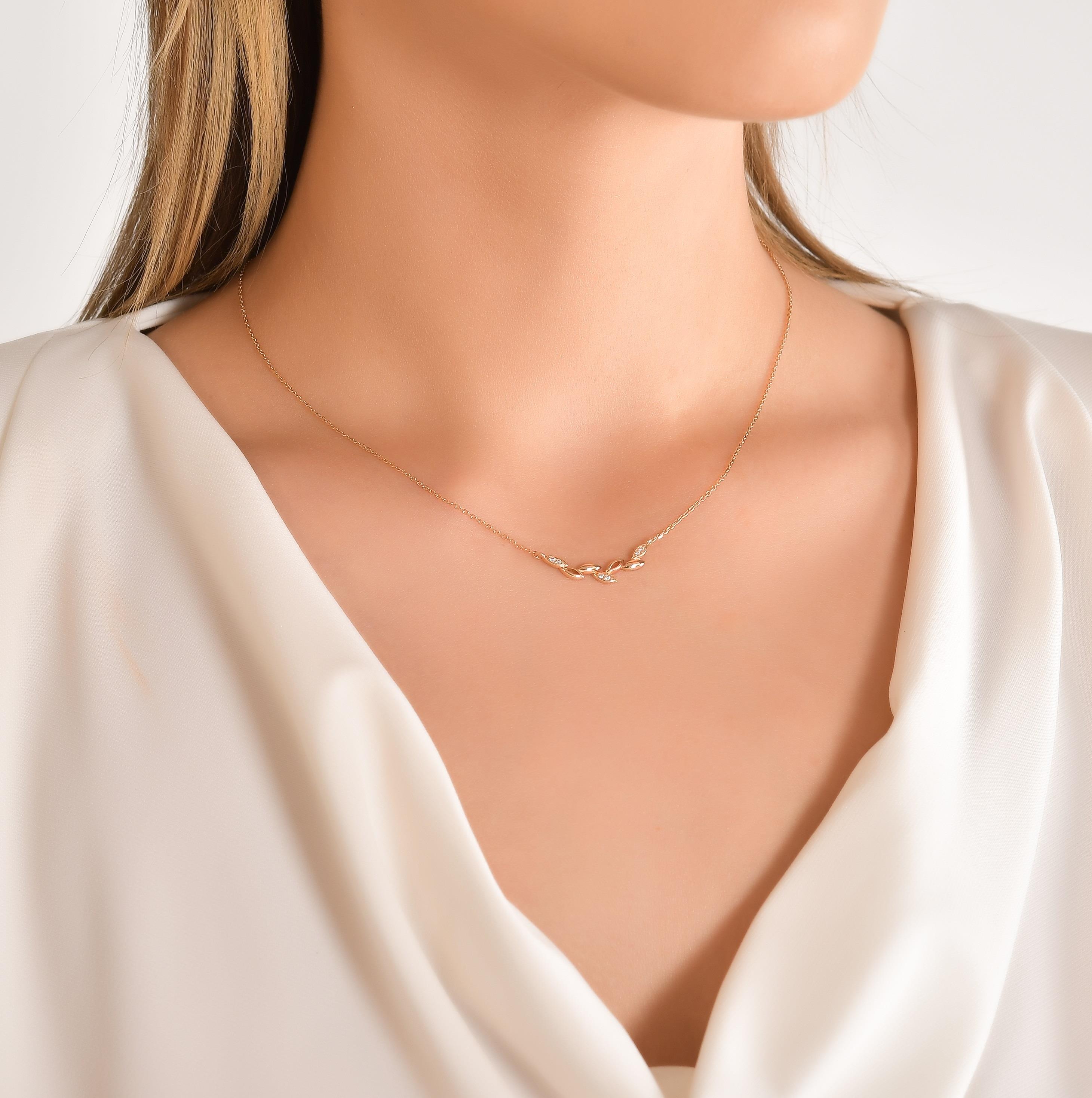 Baharın Habercisi Dal Kolye