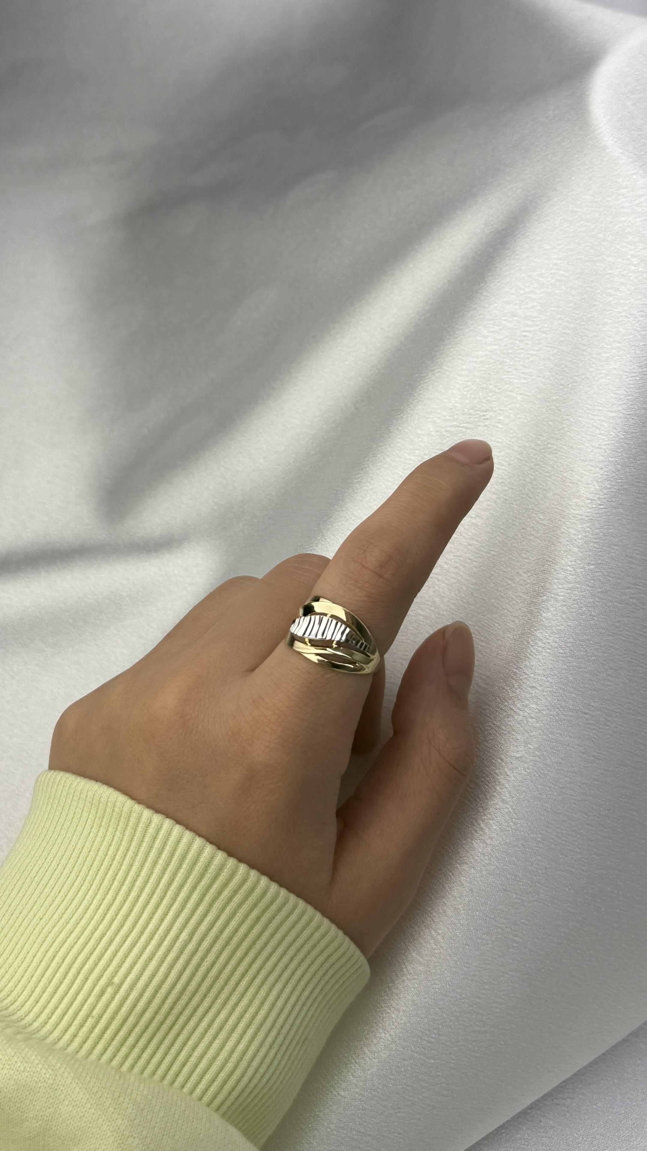 Çift Renk Sarmal Altın Yüzük