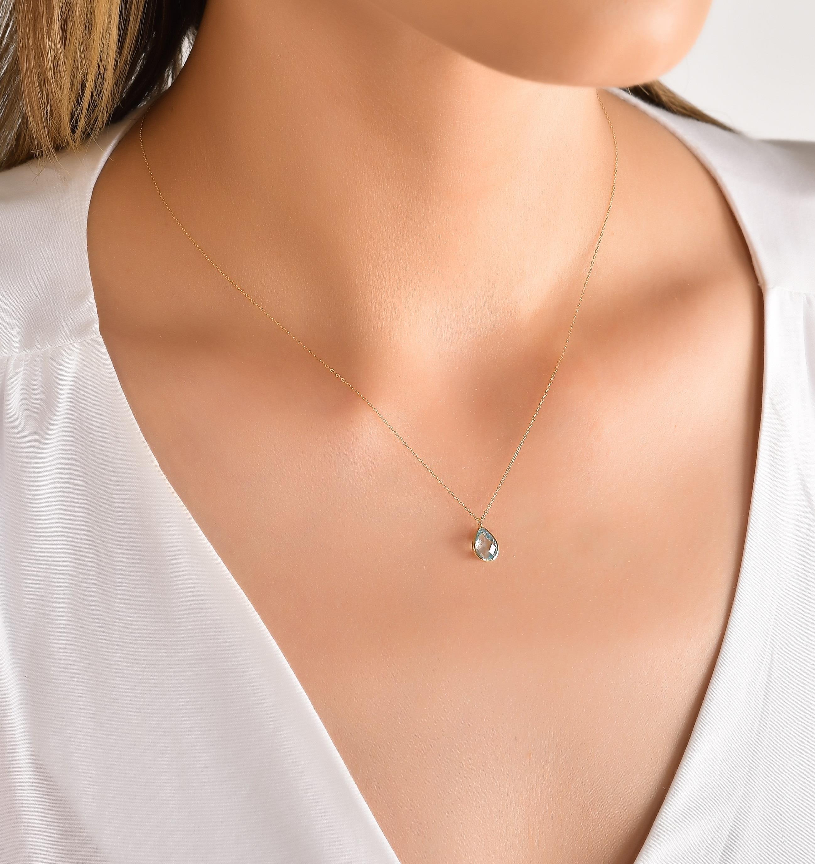 Damla Model Renkli Taşlı Kolye