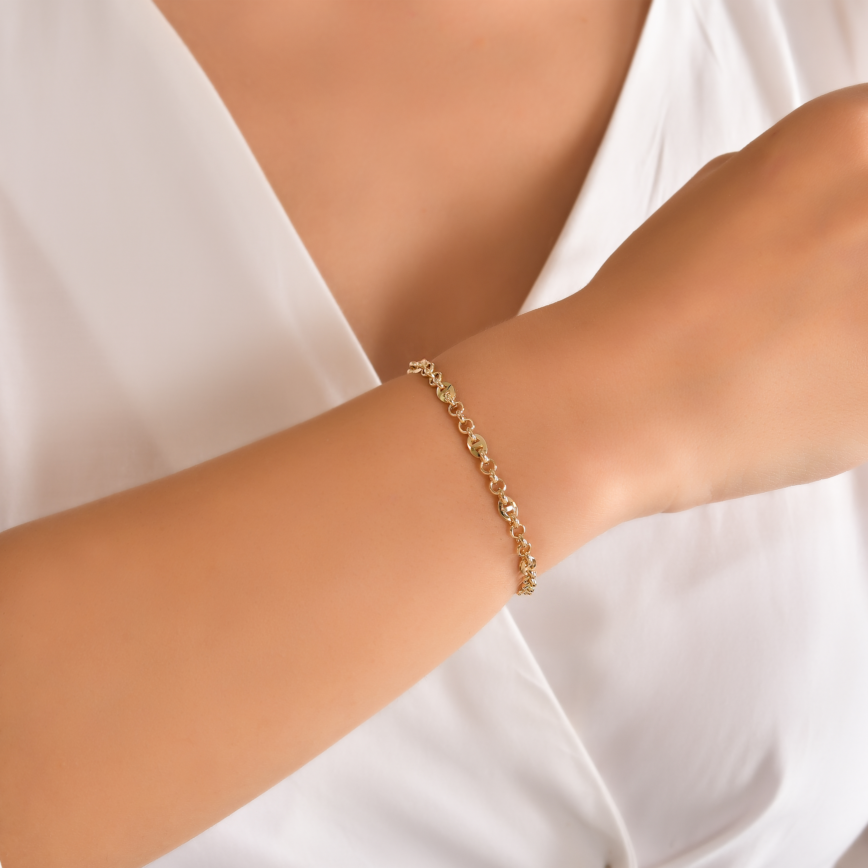 Halka Figürlü Bileklik