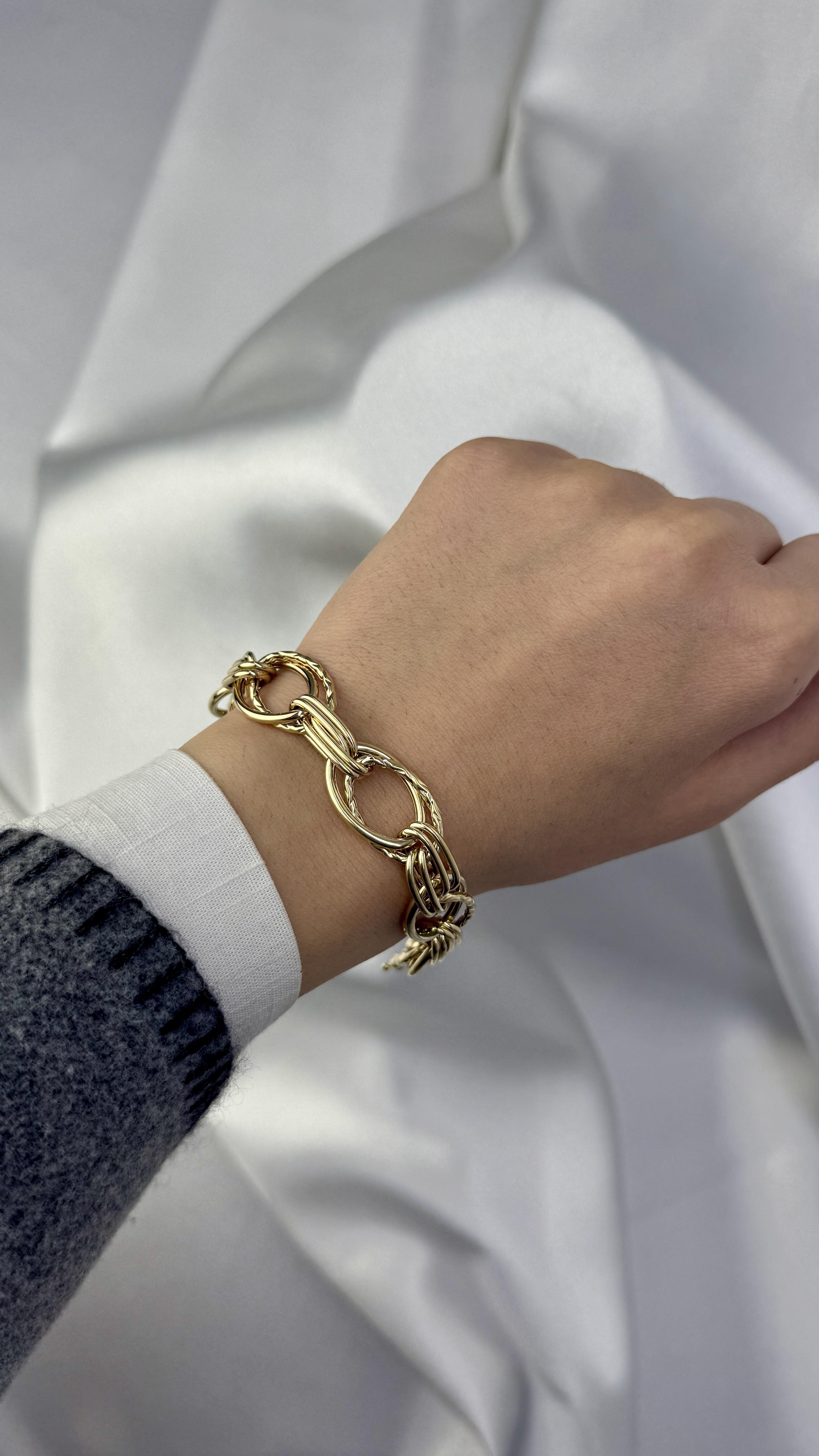 İşlemeli Elips Halka Altın Bileklik