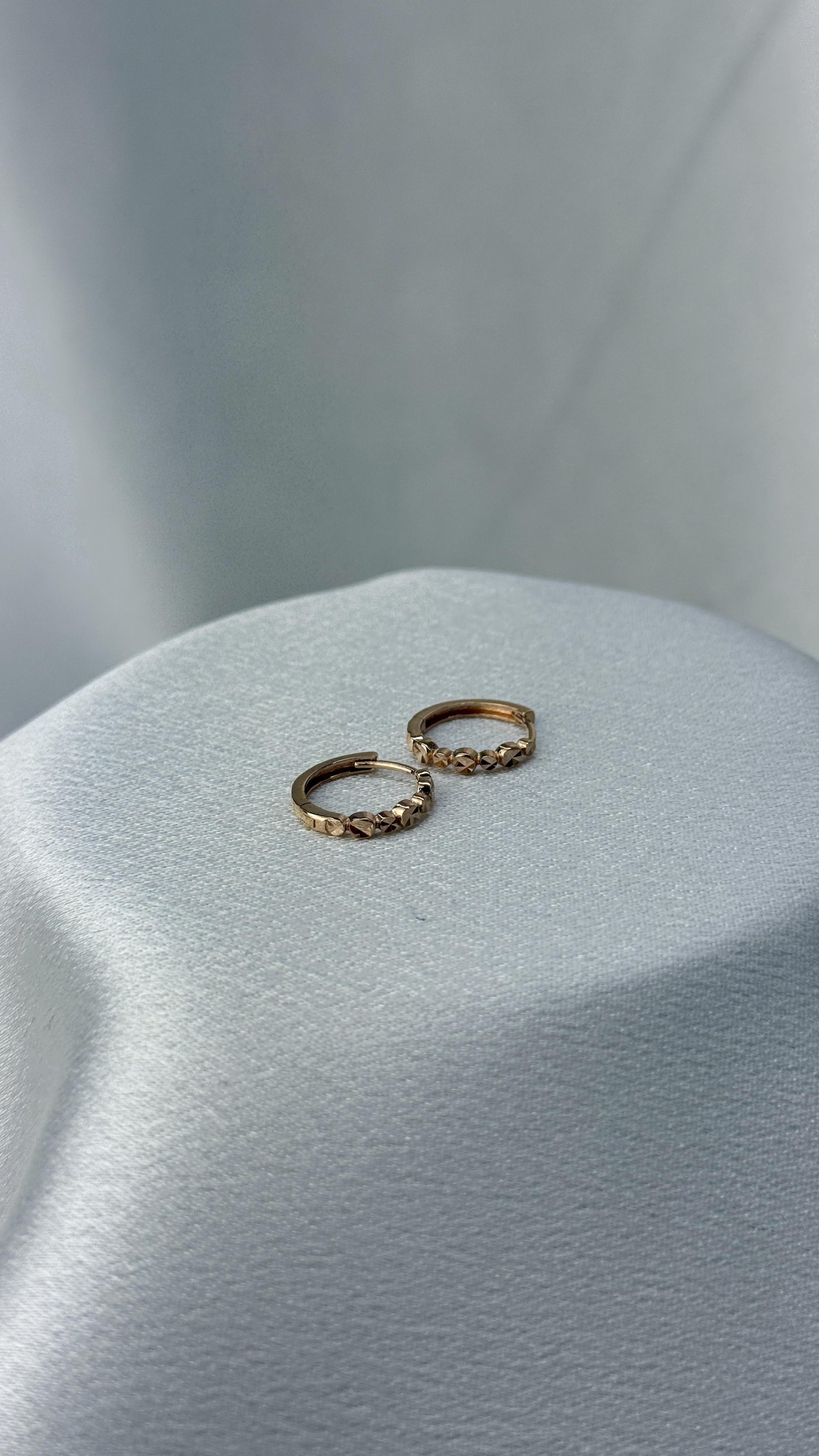 Rose Renk Altın Küpe