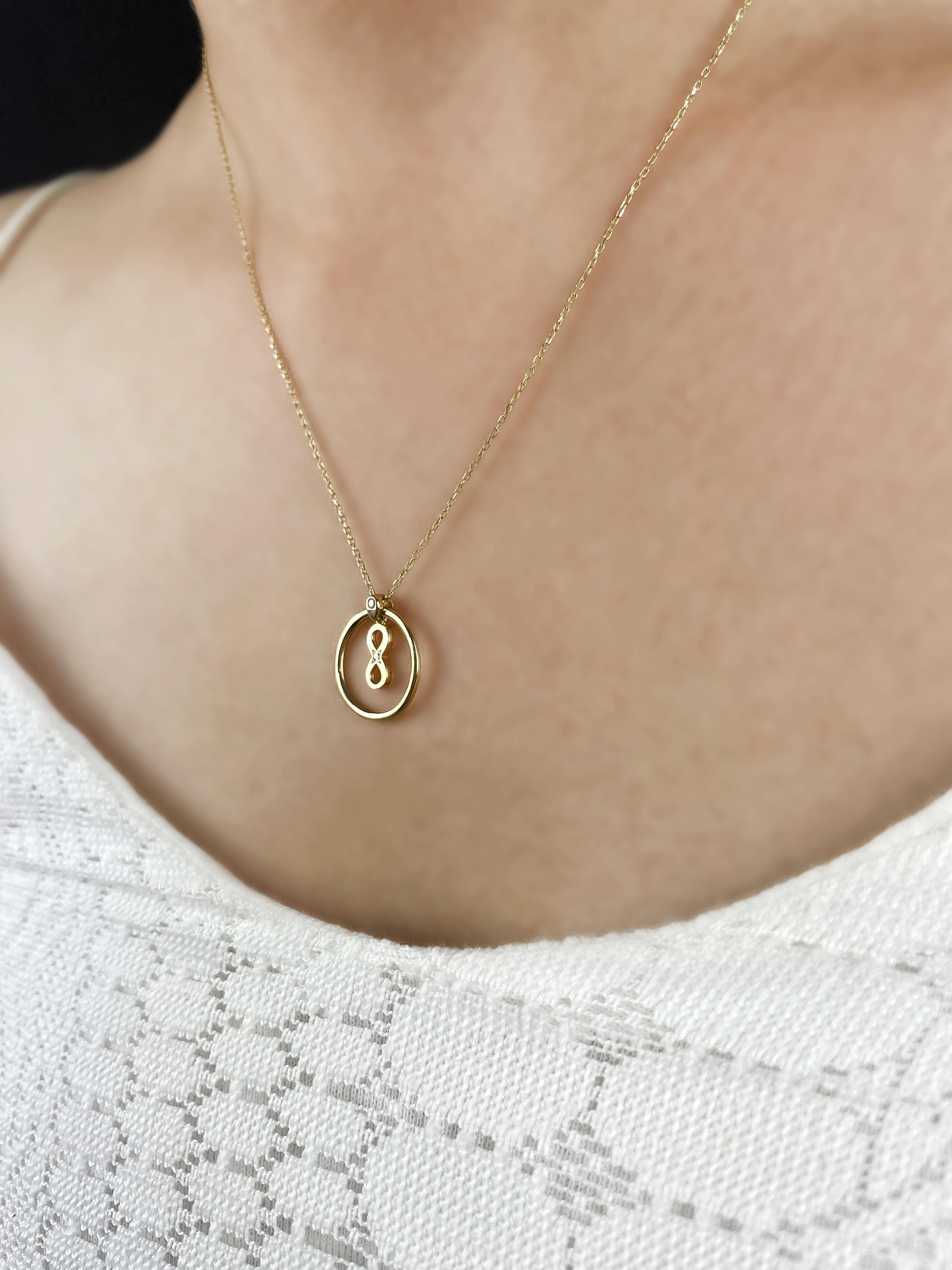 Sonsuzluk Figürlü Çember Kolye