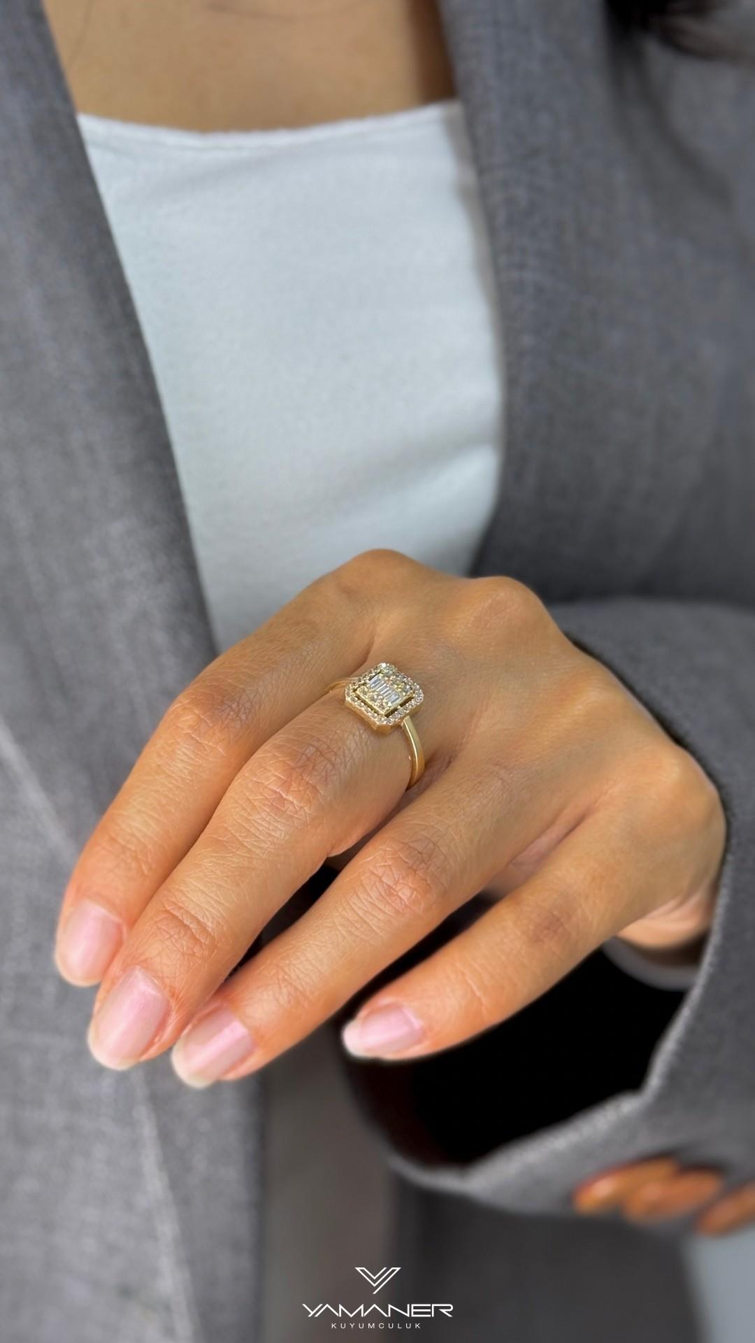 Üç Sıralı Baget Yüzük