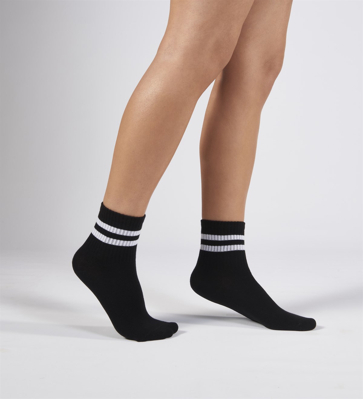 Unisex Pamuklu Siyah Tenis Çorap