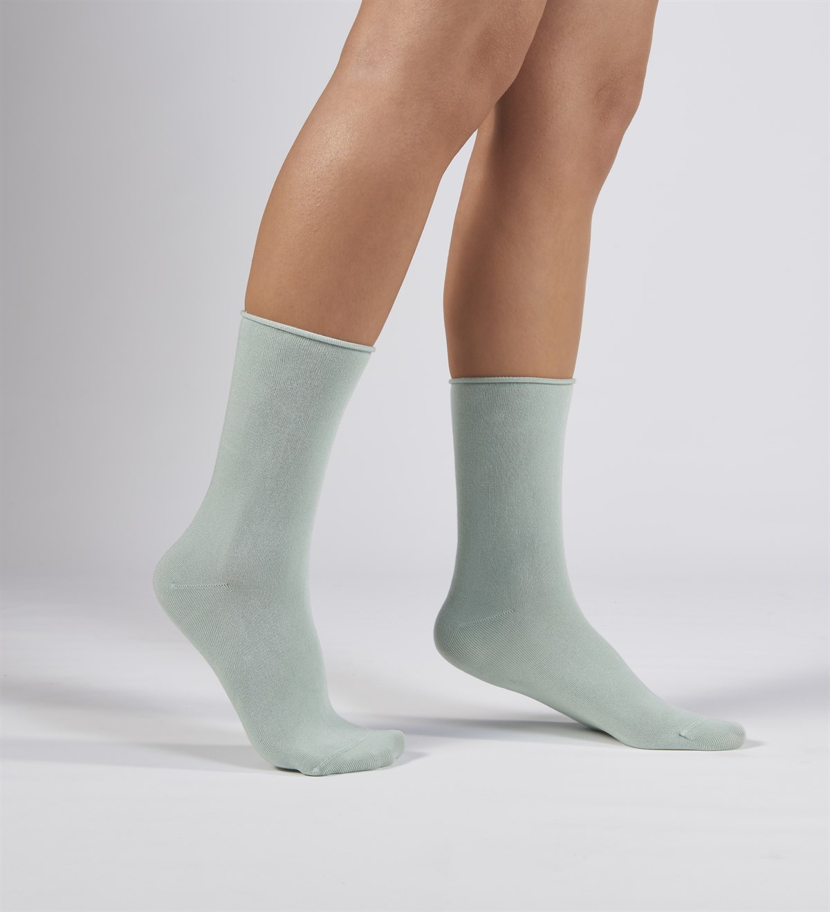 Su Yeşili Modal Lastiksiz Dikişsiz Kadın Soket Çorap