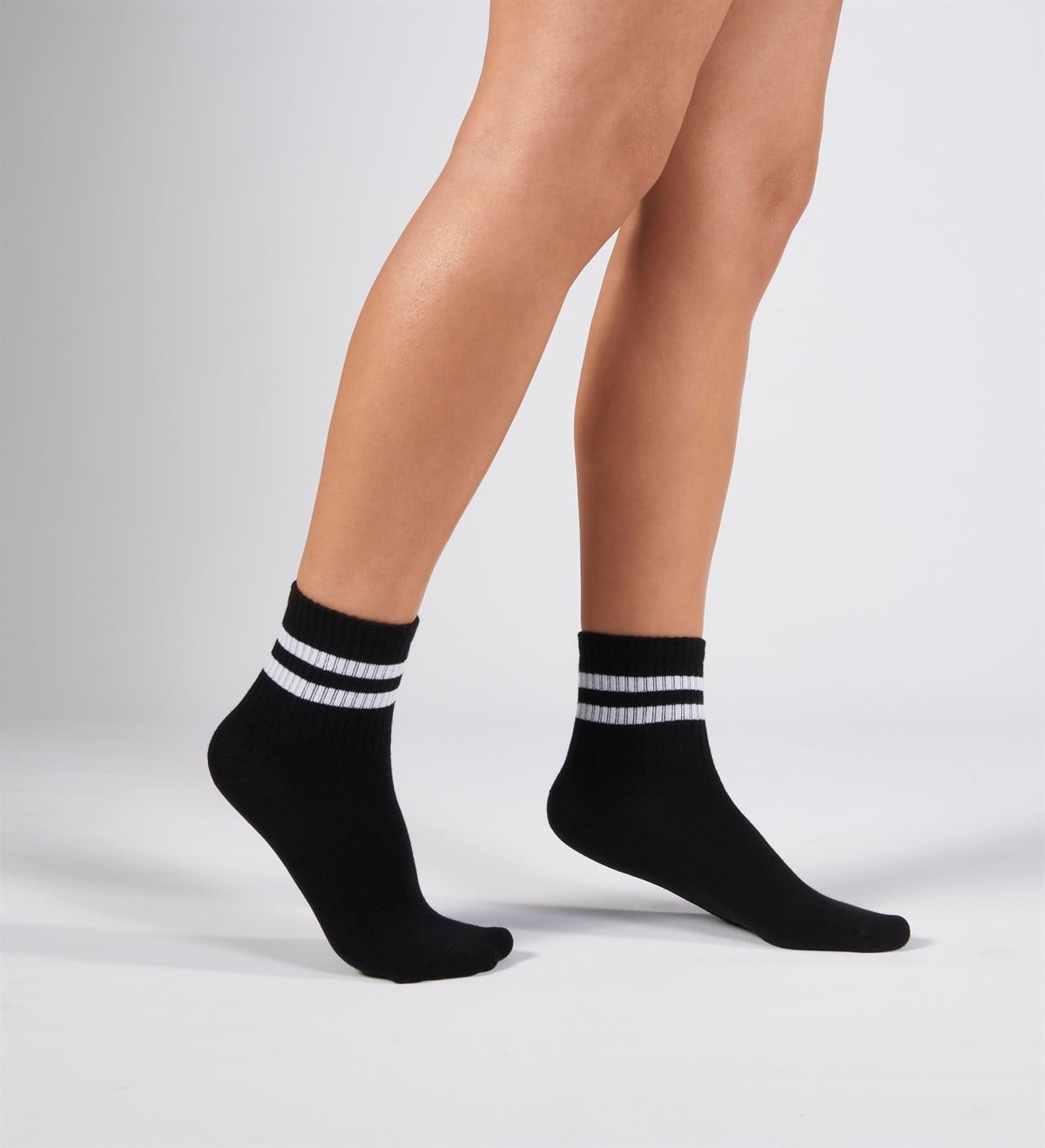 Unisex Pamuklu Siyah Tenis Çorap