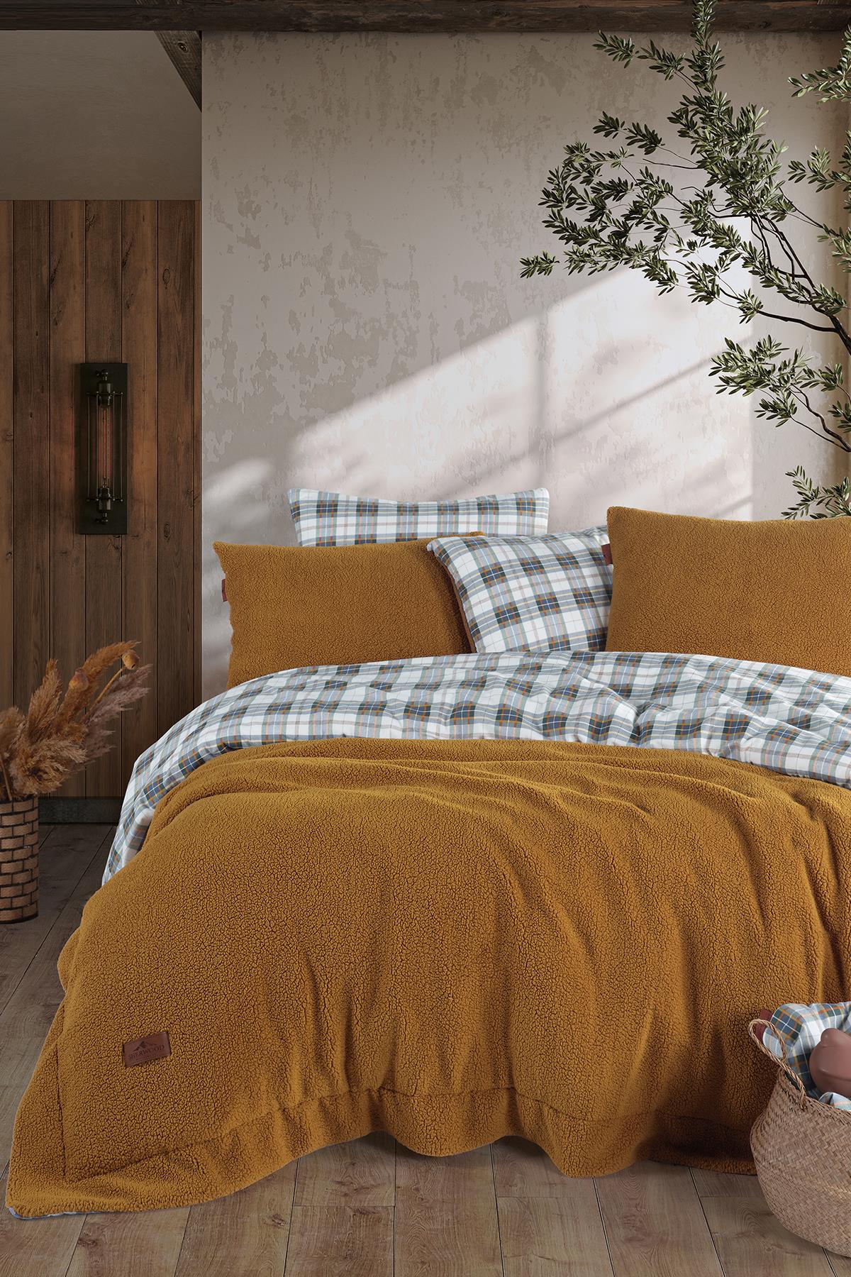 Sherwood Cozy Yeşil Çift Kişilik Yatak Örtüsü Seti Zerdeçal