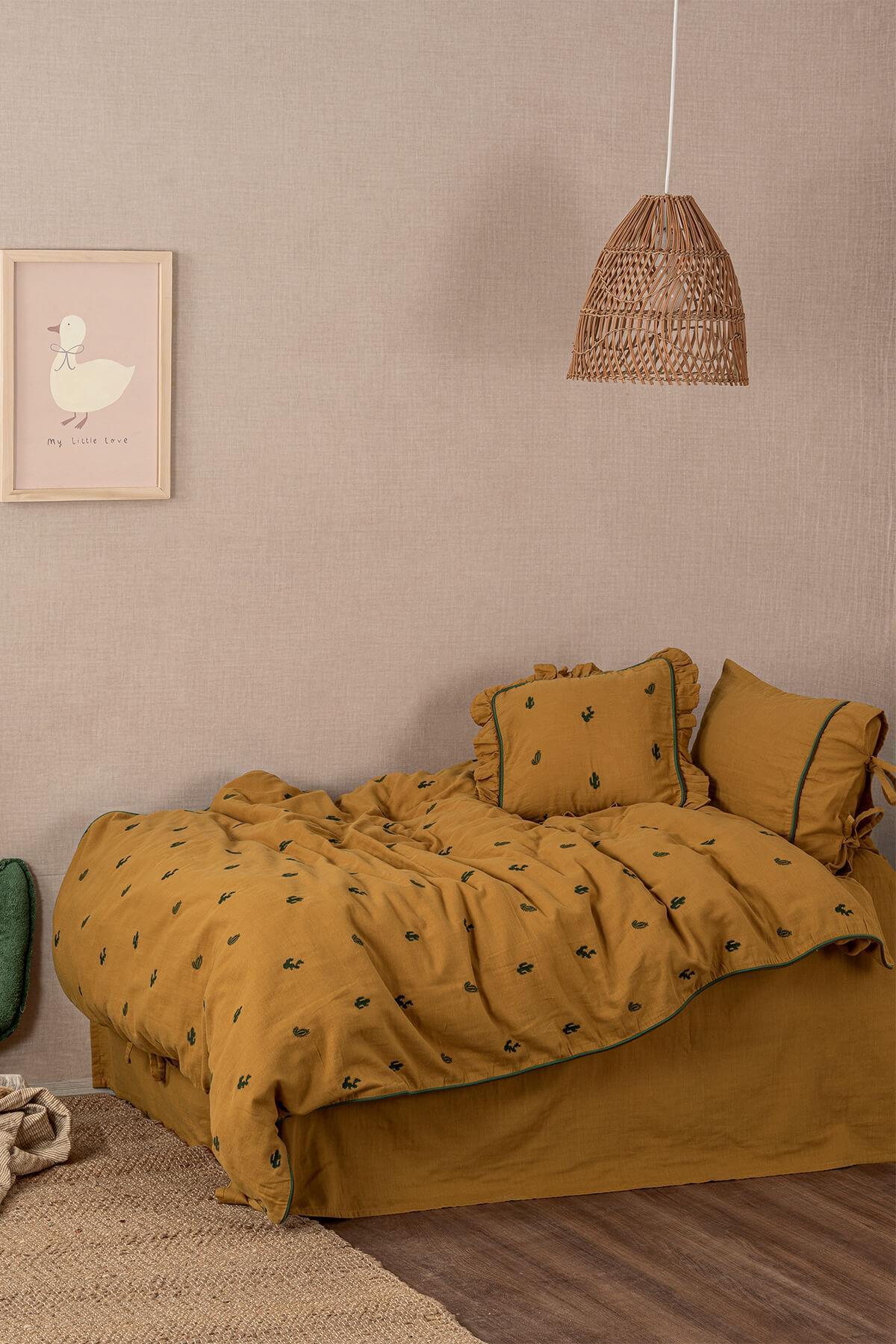 Ecocotton Larina Bebek Nevresim Takımı %100 Organik Pamuk Müslin Nakışlı Hardal 100x150 Cm