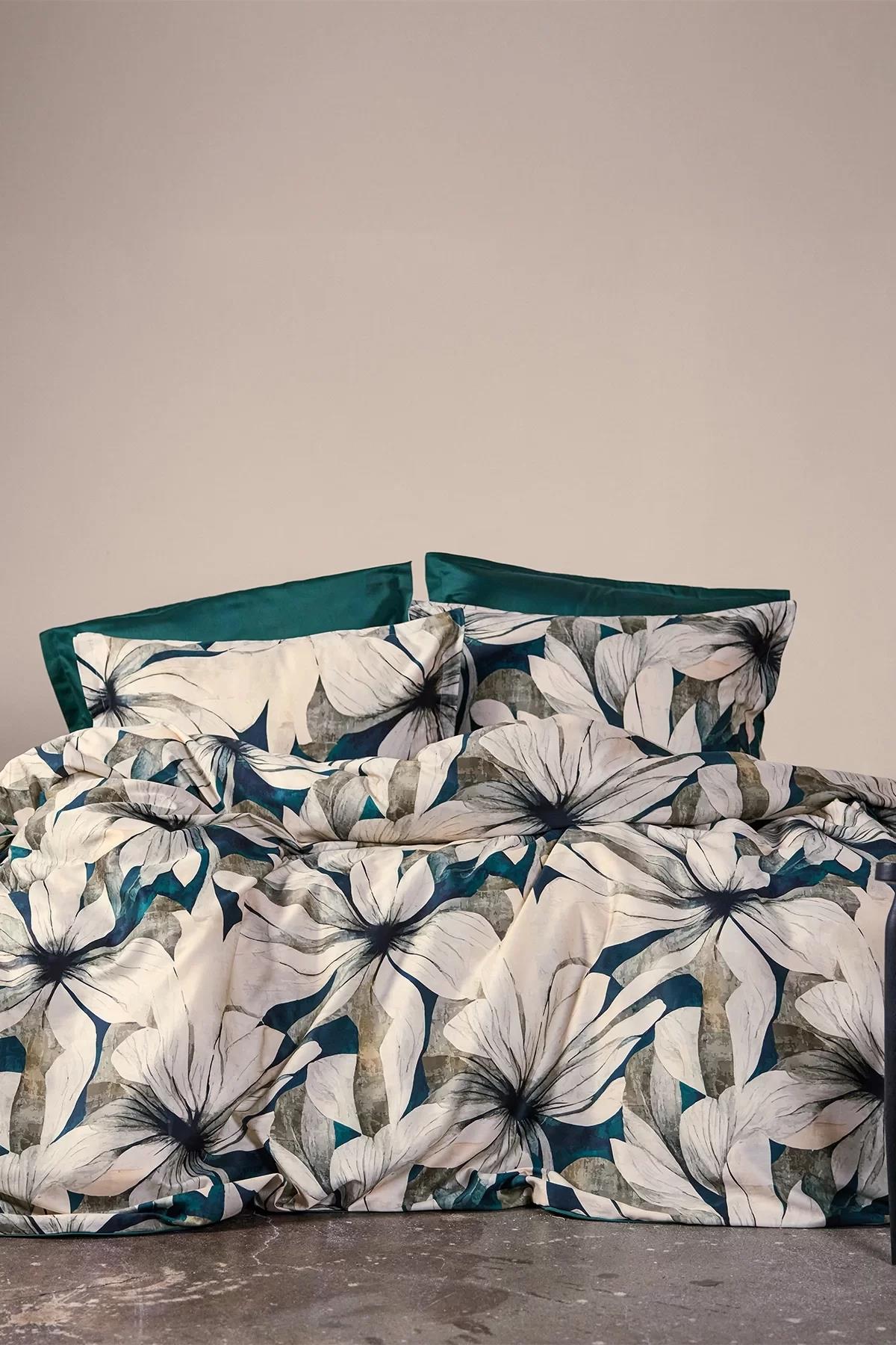 İssimo Majorelle 210 TC (83 Tel) Dijital Pamuk Saten Nevresim Takımı Çift Kişilik