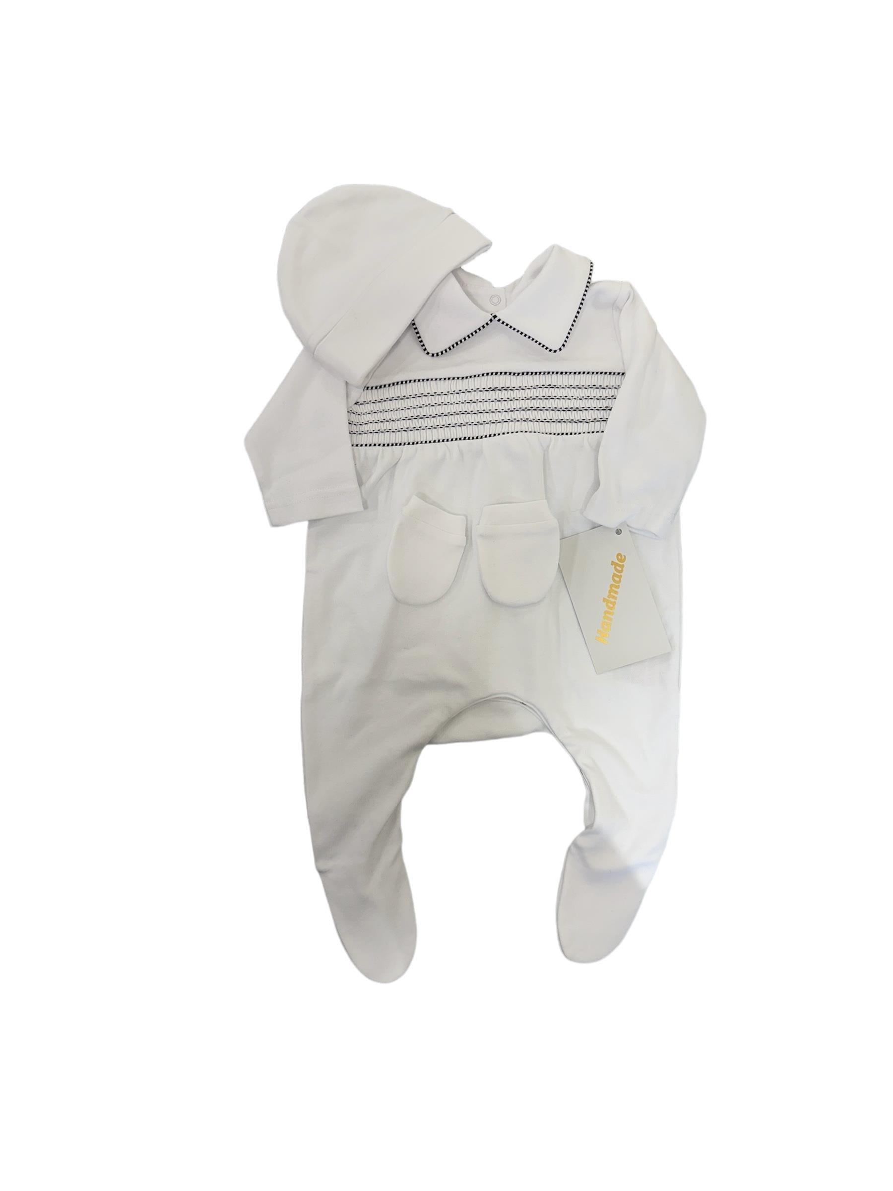 Medekids Plitingli Ayaklı Tulum (Şapka&Eldiven) Beyaz & Siyah 3-6 Ay