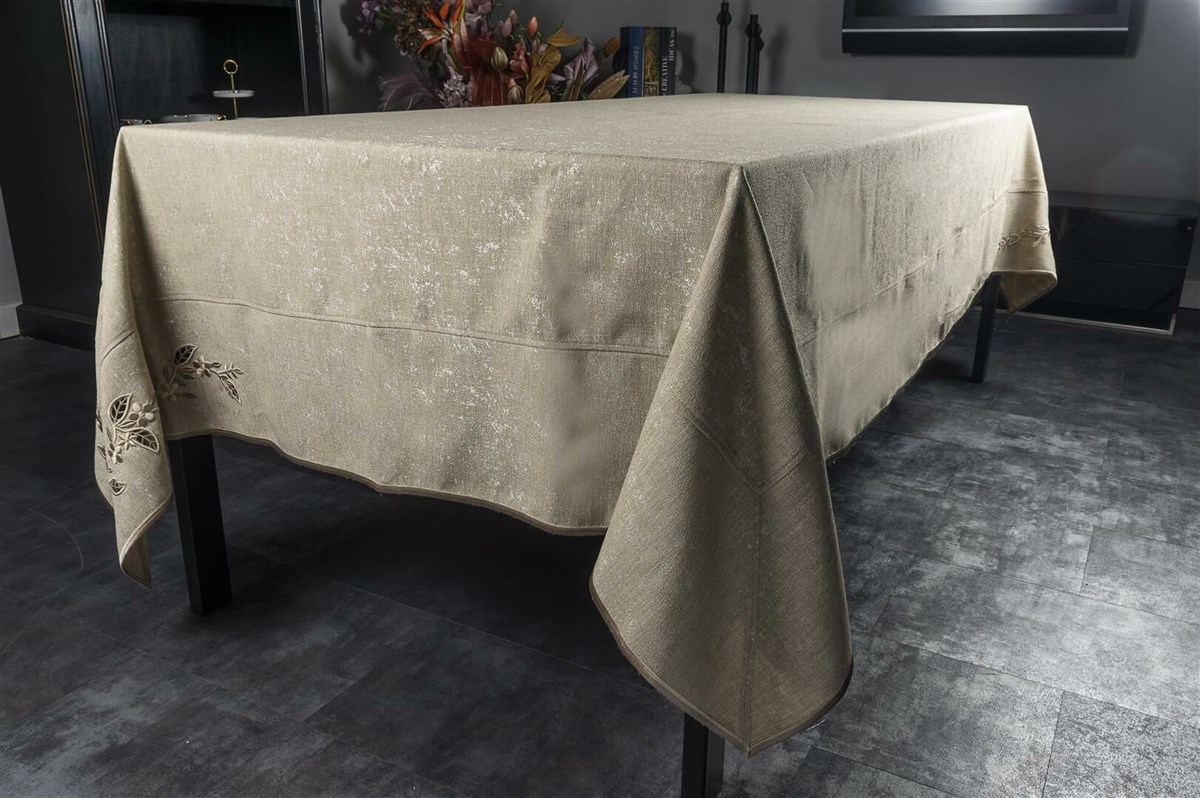 Mikasa Moor Eva 180x280 Masa Örtüsü