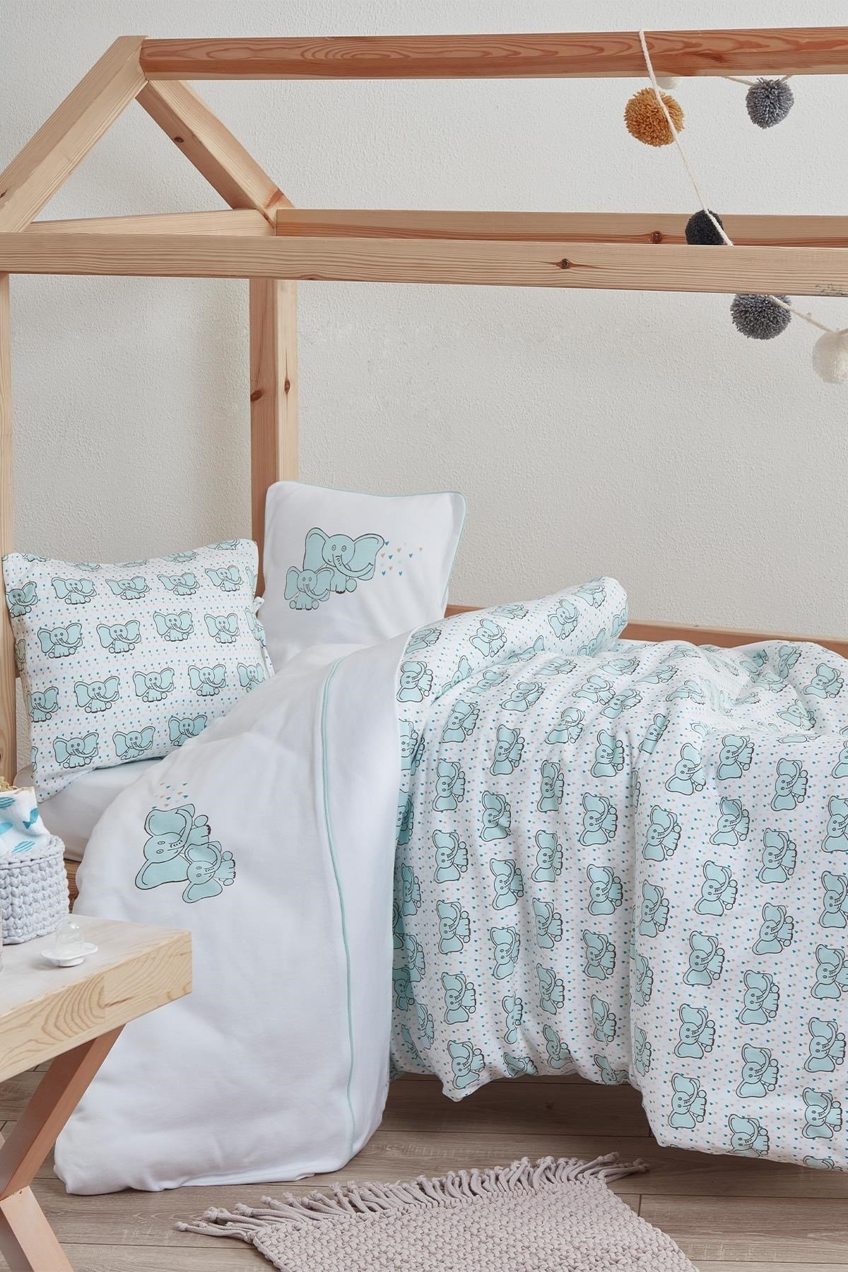 Borneo Bebek Nevresim Seti Beyaz