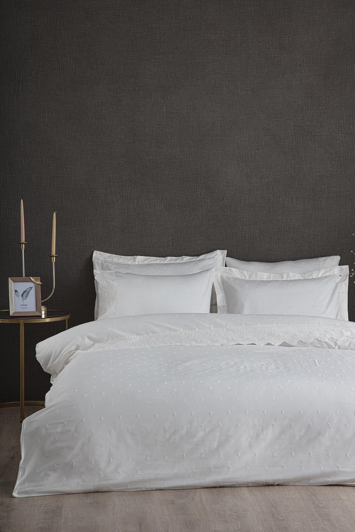 Ecocotton Ahter Battal Boy Nevresim Takımı %100 Organik Pamuk Saten Brodeli Krem 240x220 Cm