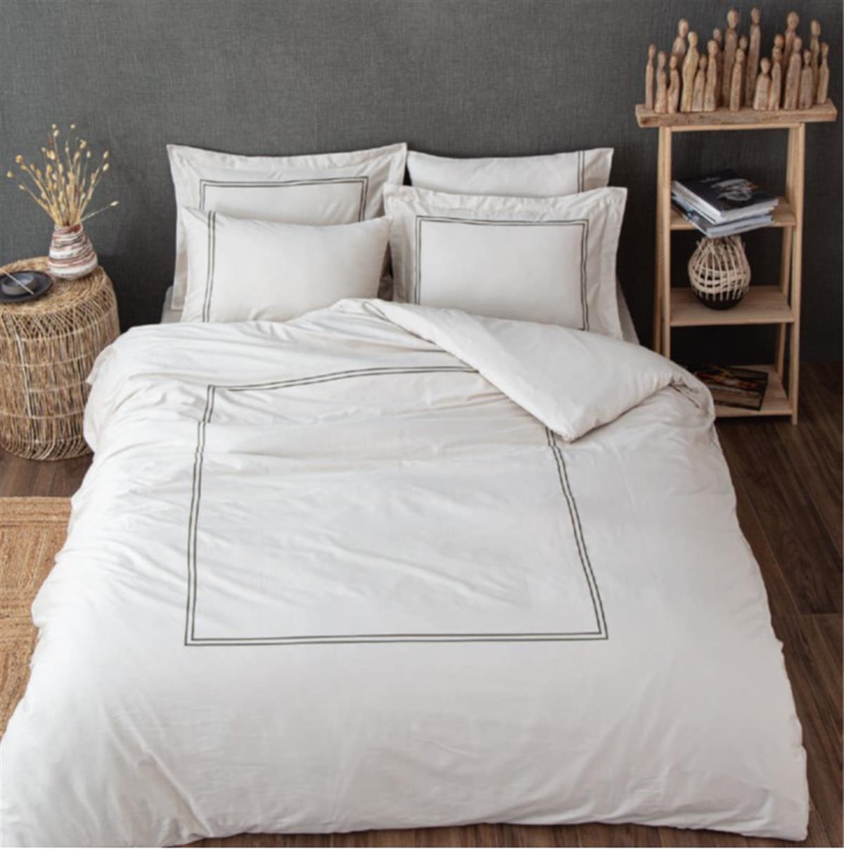 Ecocotton Lavin Çift Kişilik Nevresim Takımı %100 Organik Pamuk Saten Nakışlı Bej-Yeşil 200x220 Cm