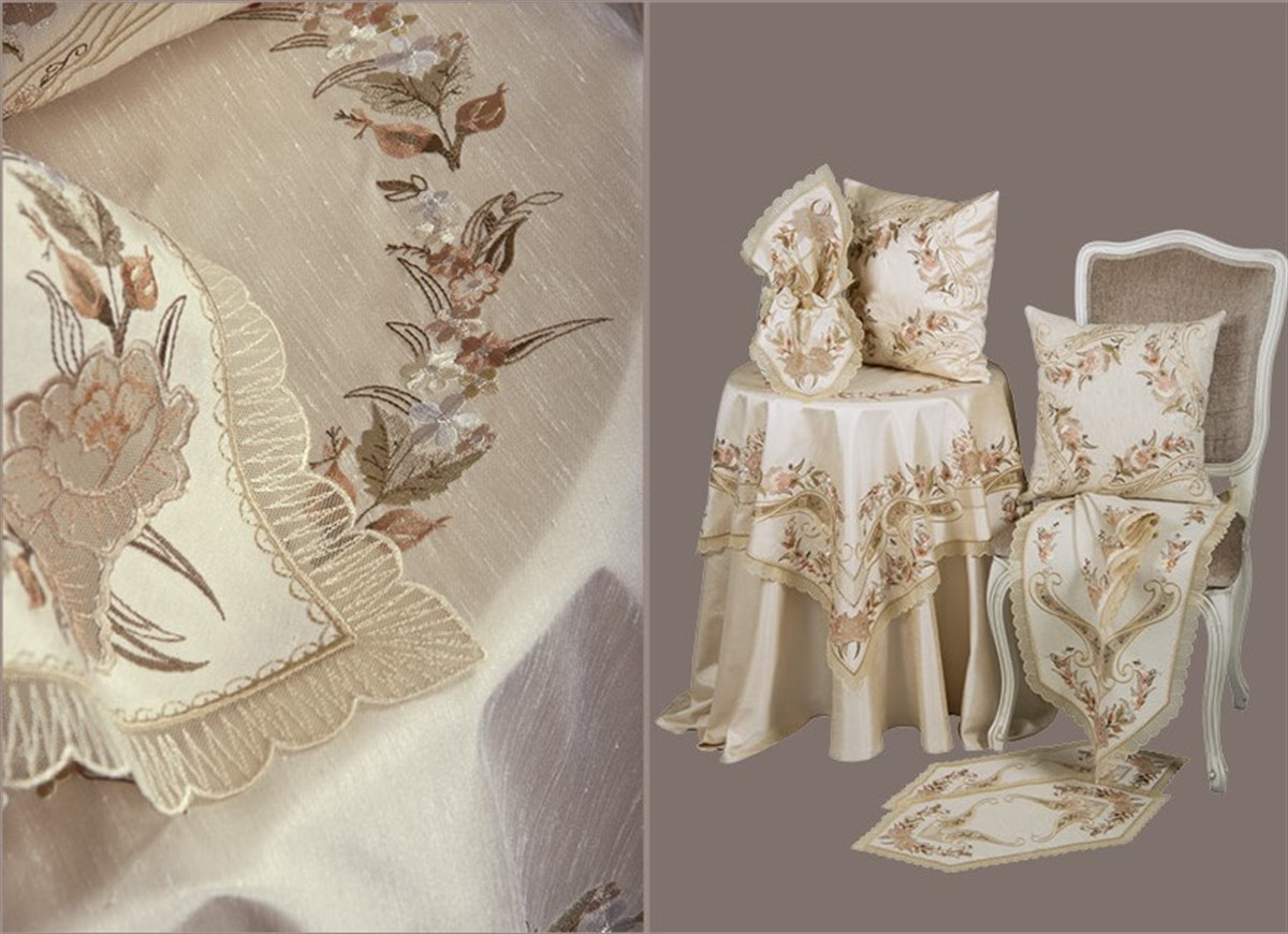 Fel Masa Örtüsü 5'li Set Çiçek Nakışlı Tafta Bej