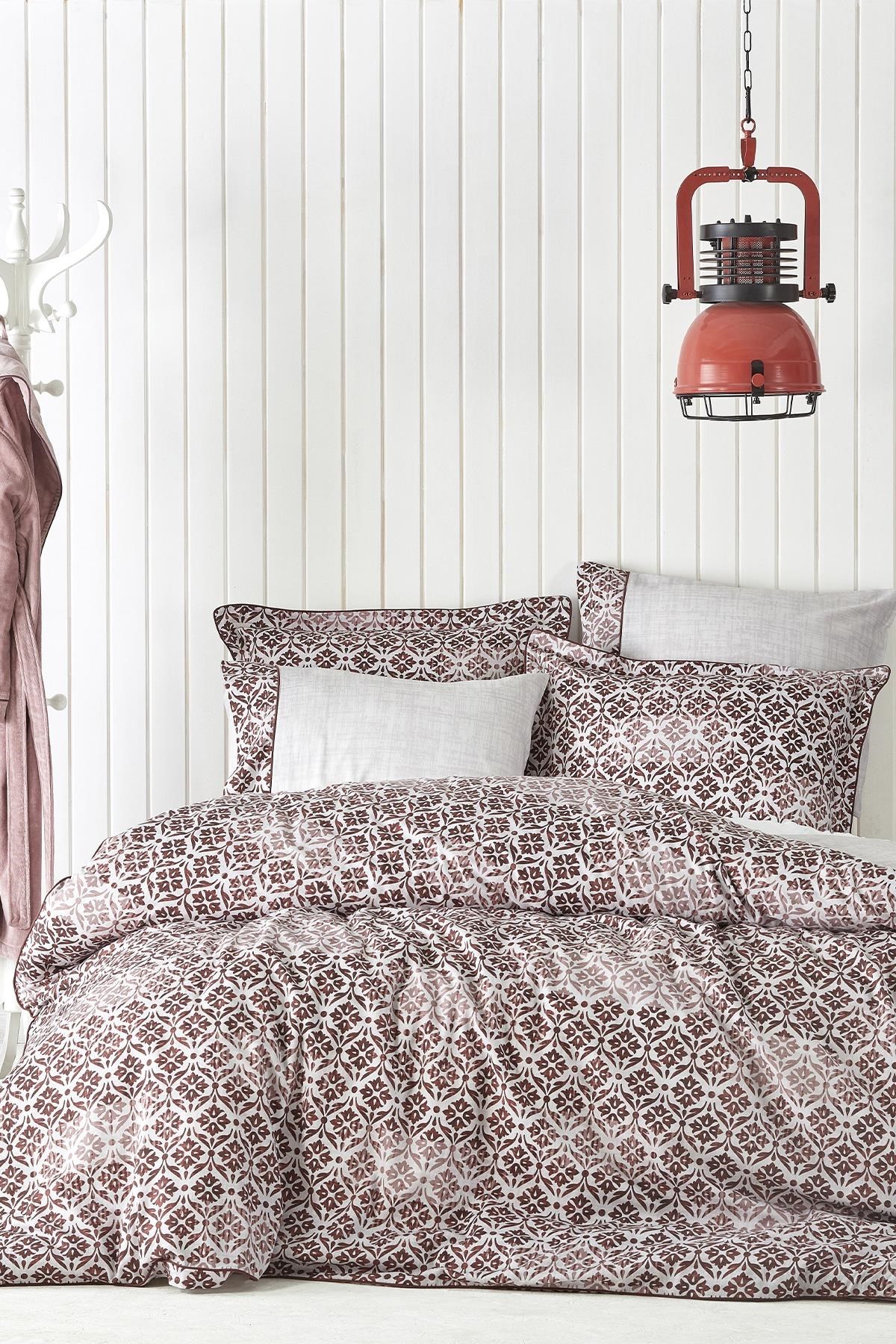 Lena Saten Nevresim Takımı Çift Kişilik Duvet 200X220 Bordo