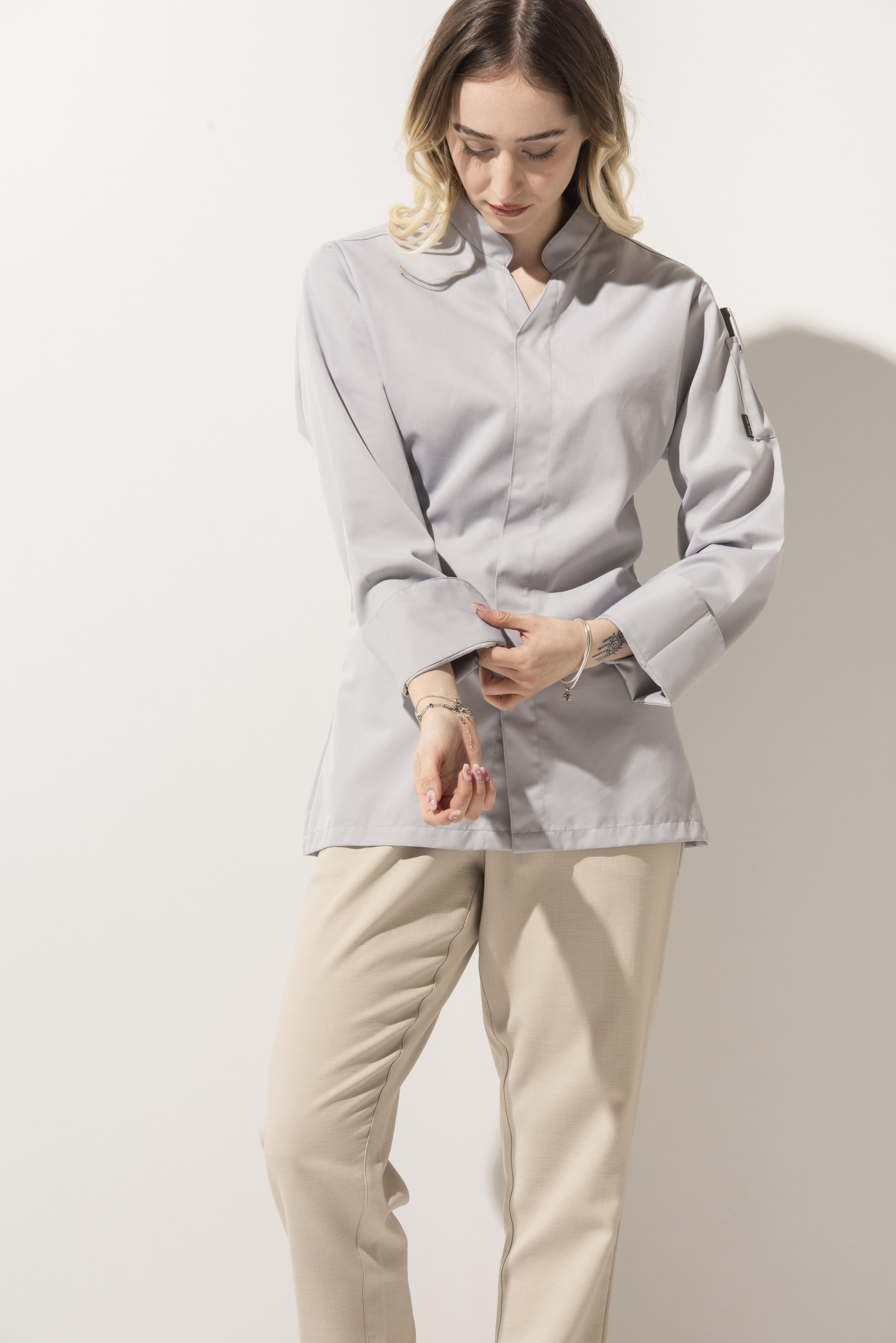 C-07 Vneck Kadın – Açık Gri Şef Ceketi