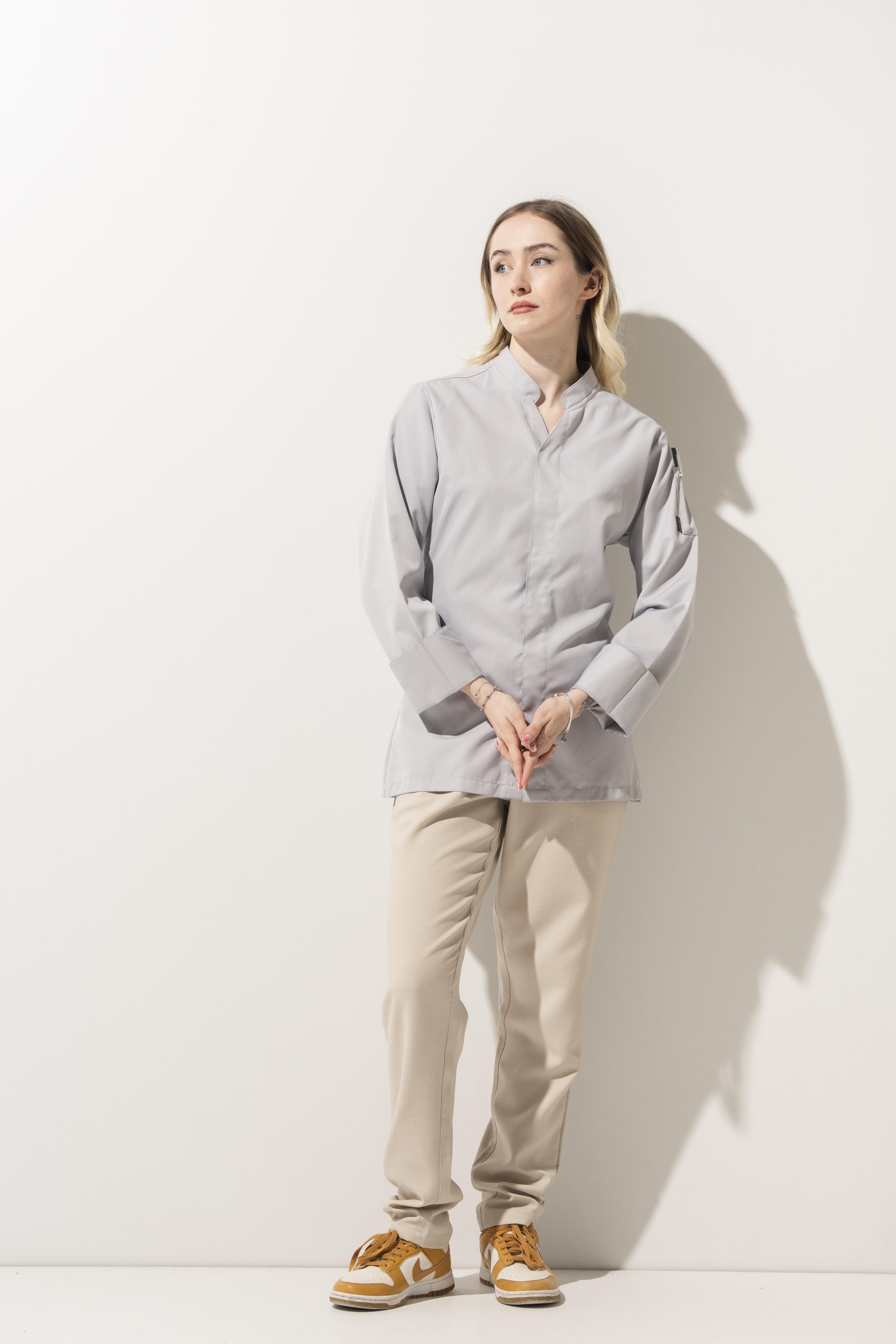 C-07 Vneck Kadın – Açık Gri Şef Ceketi