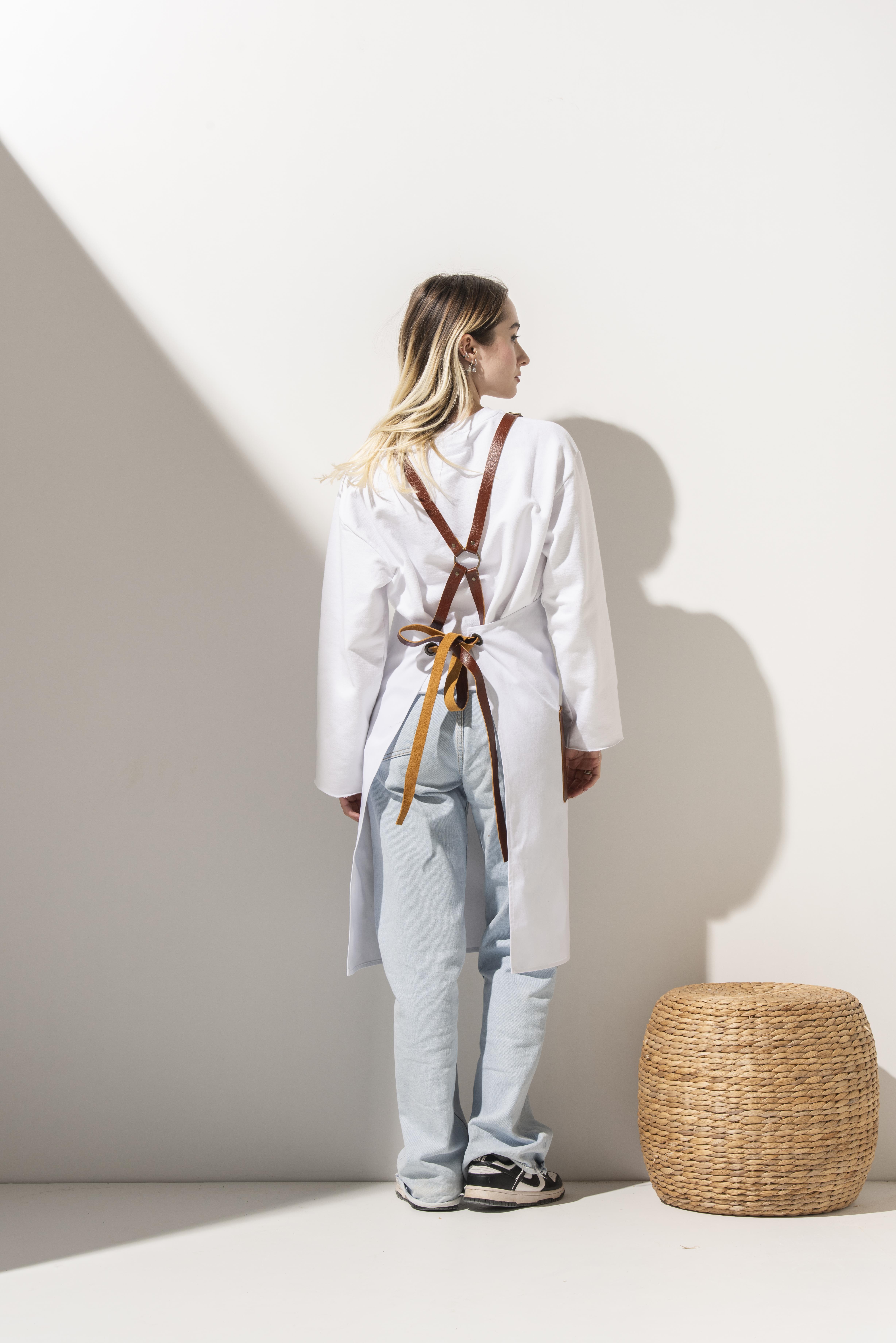 D-166 Cedric – Beyaz Boydan Önlük