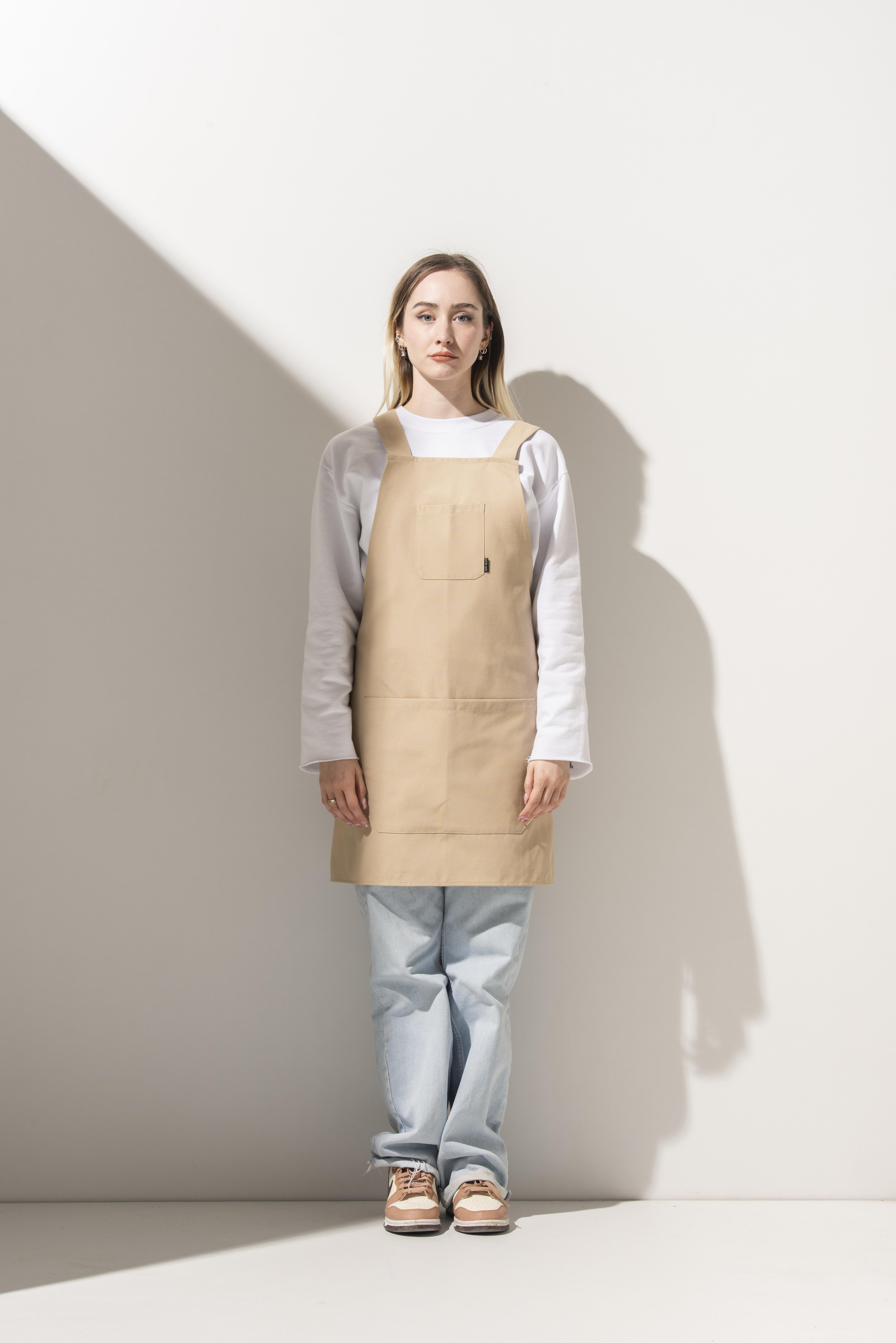 K-155 HOLLY - Çapraz Askılı Bej Önlük 