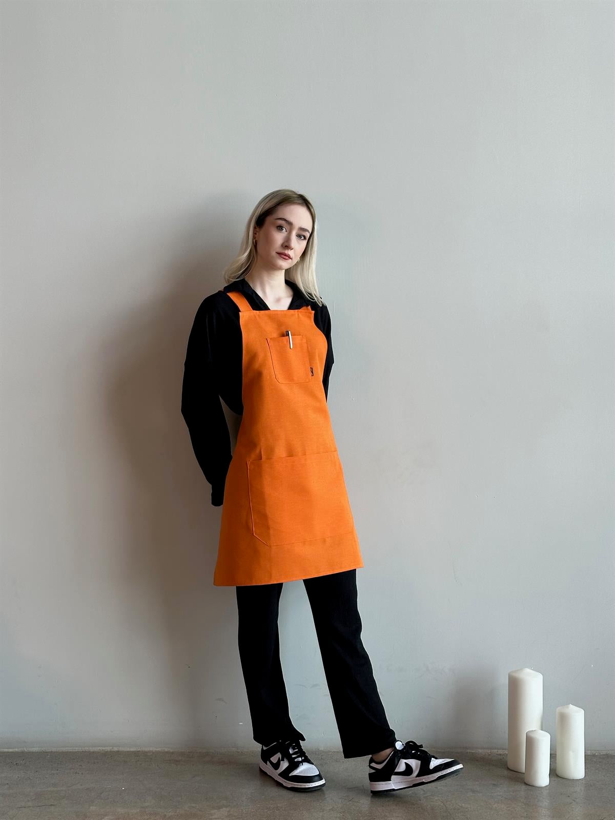 K-155 HOLLY - Çapraz Askılı Turuncu Önlük 