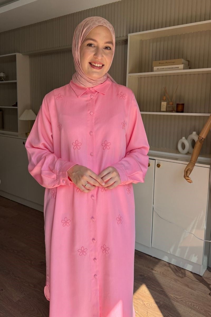 Önü Çiçek Nakışlı Tensel Tunik Pembe