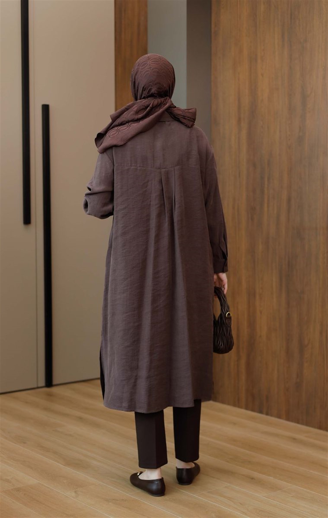 Armine Trend Pul Detaylı Uzun Tunik Kahverengi 
