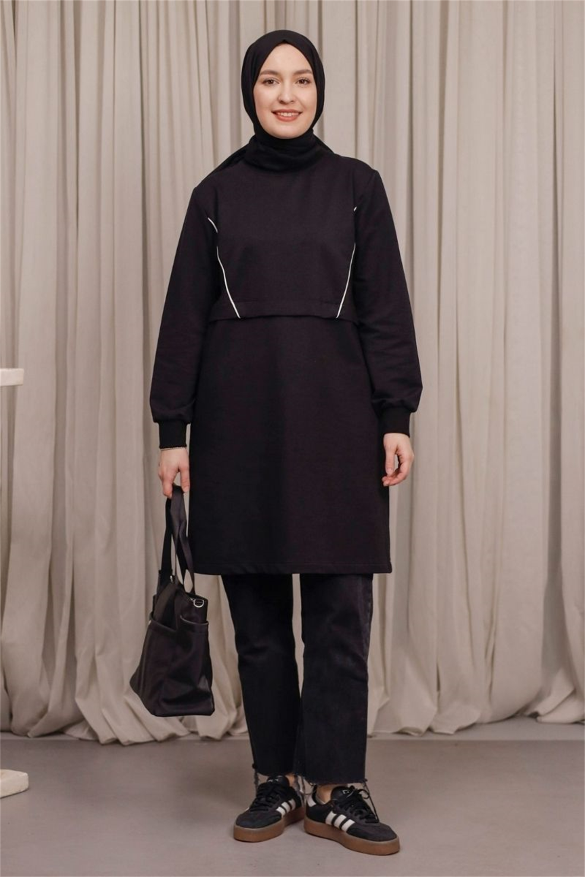 Biye Detaylı Uzun Sweat Siyah