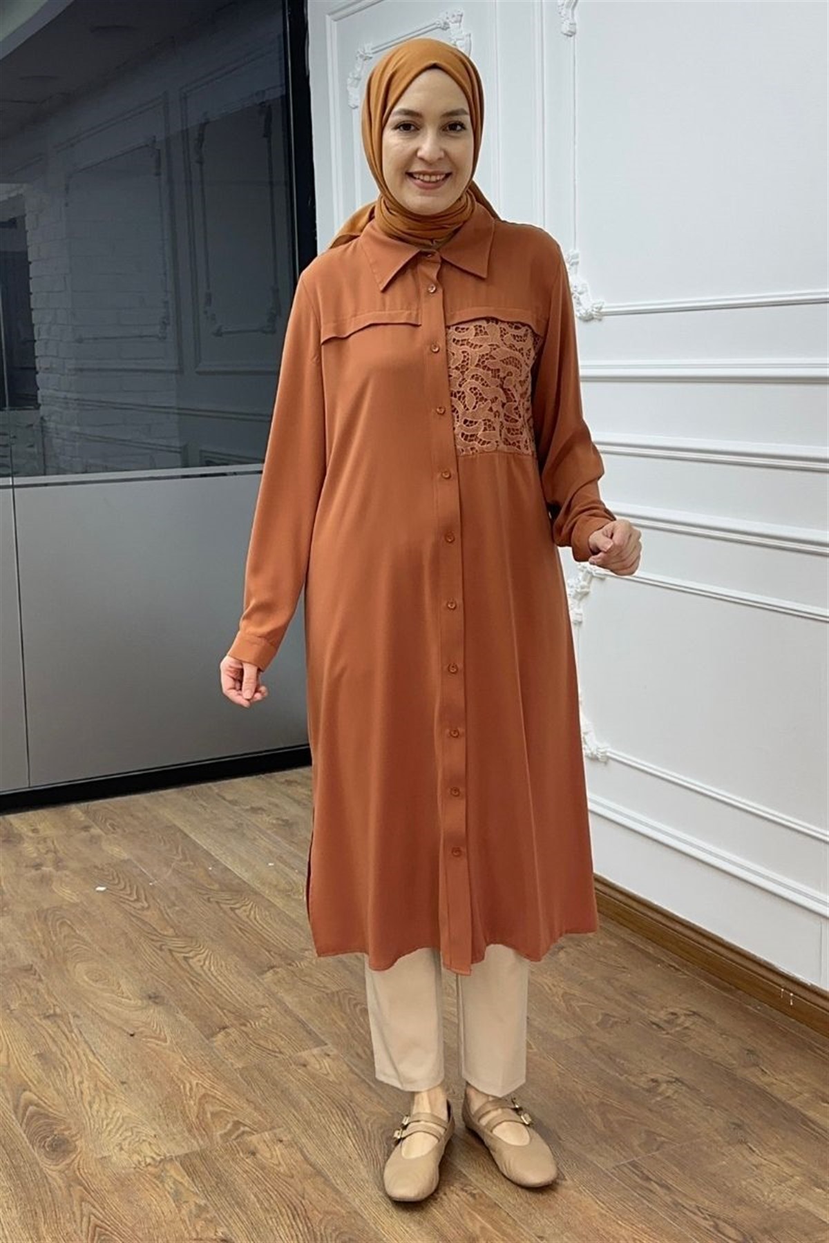 Brode Detaylı Uzun Tunik Kiremit