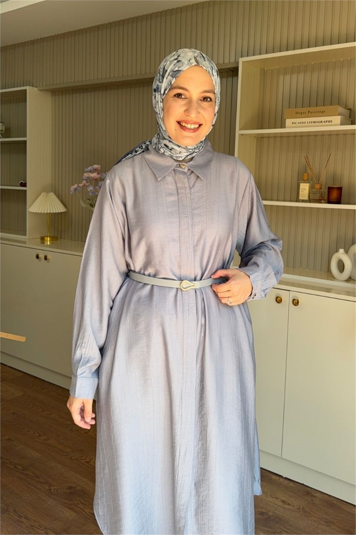 Gömlek Yakalı Hazır Kemerli Tunik Gri