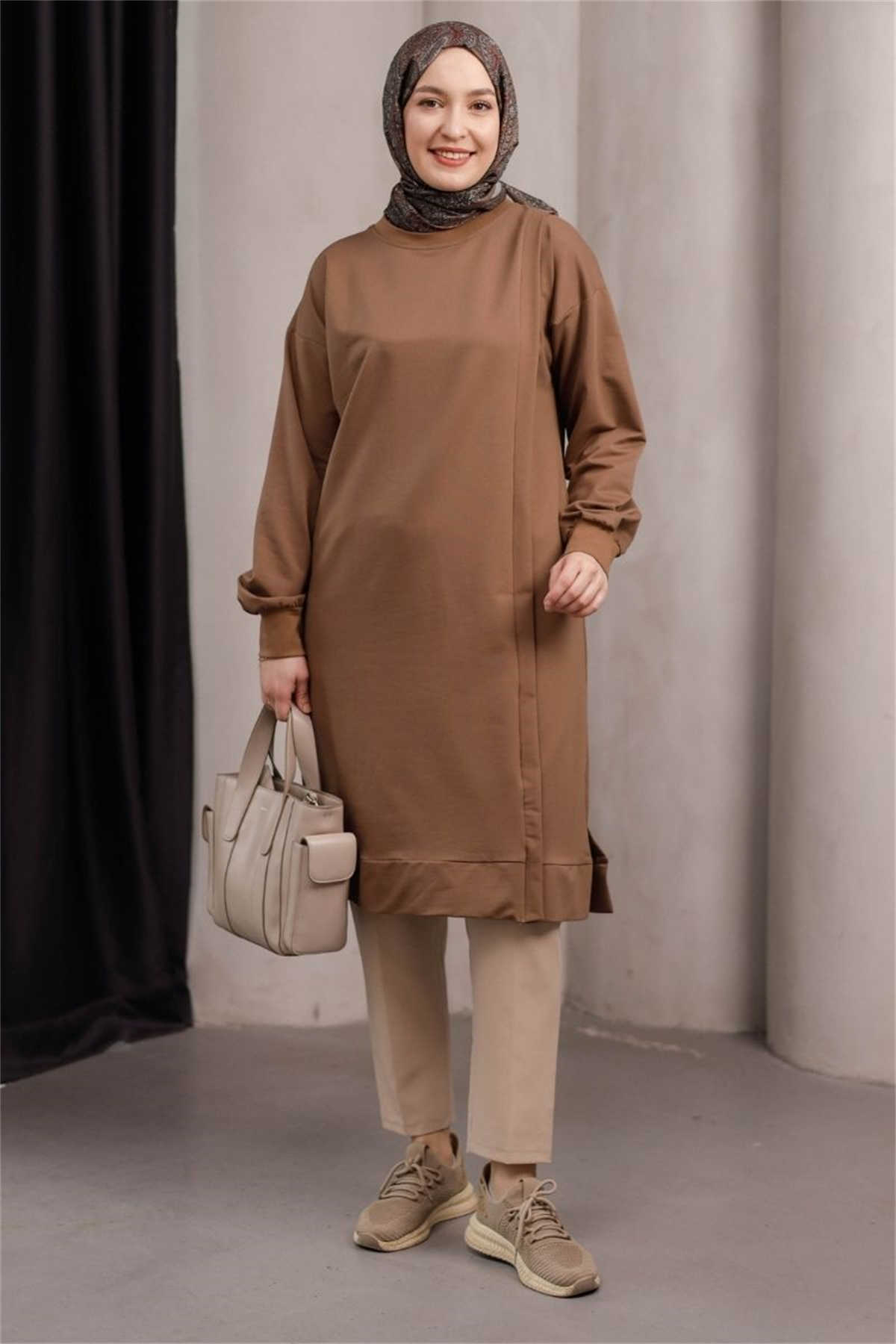 Marin Uzun Sweat Camel