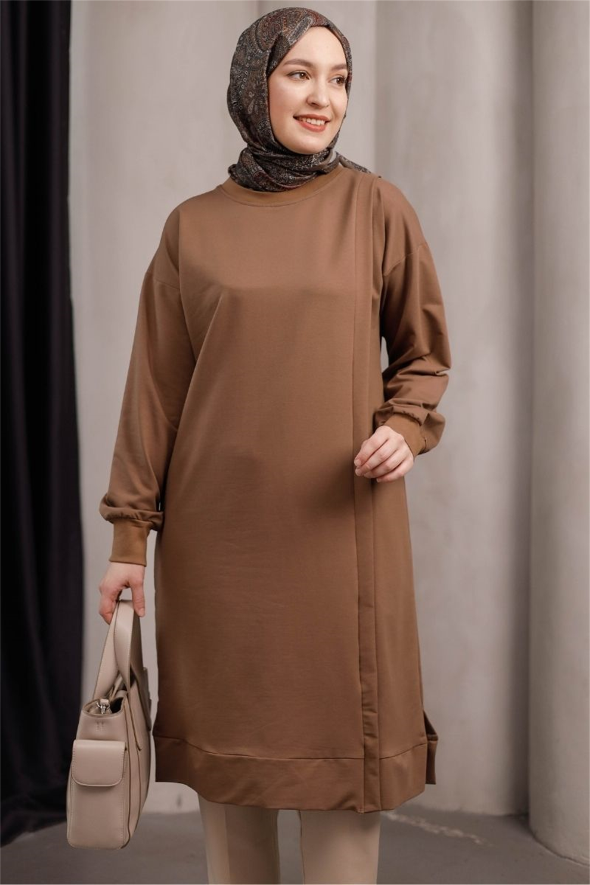 Marin Uzun Sweat Camel