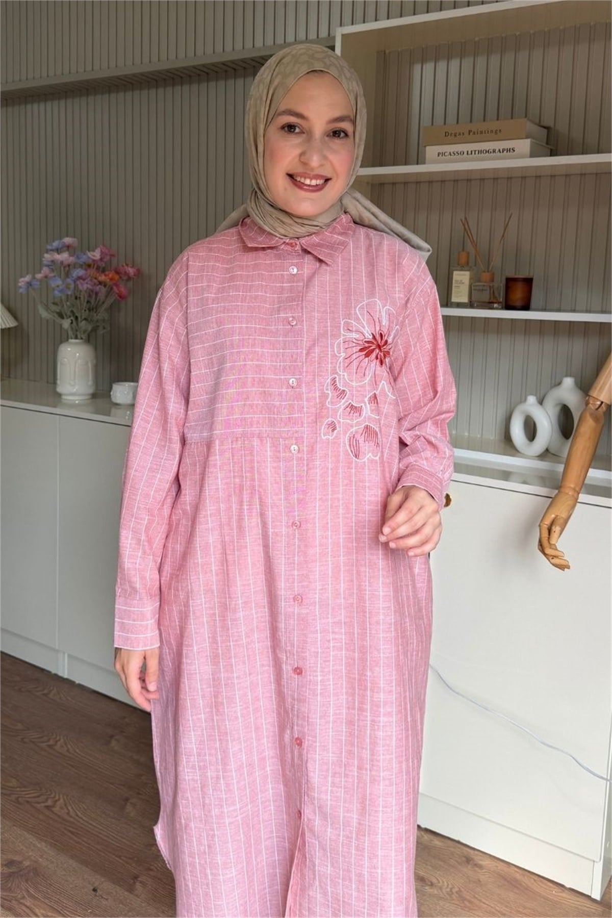Önü Çiçek Nakışlı Çizgili Uzun Tunik Kiremit